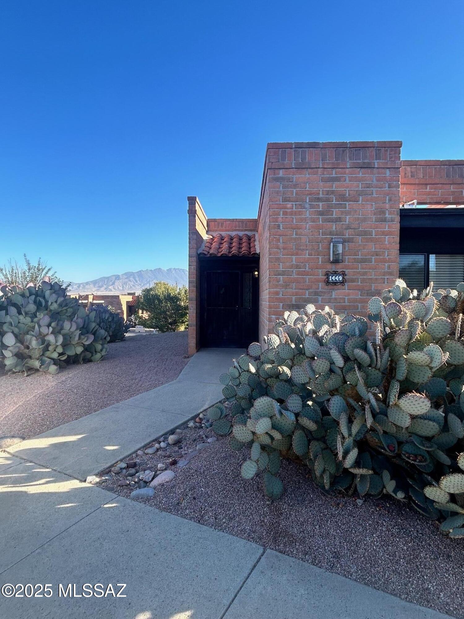 Nice unfurnished 1 bedroom 1 bath townhome in Desert Hills, Corner lot has nice landscaping and views. Easy access. Tile flooring. Townhome includes wash, dryer, dishwasher, microwave, refrigerator and stove. GVR available for use when you purchase a tenant card.