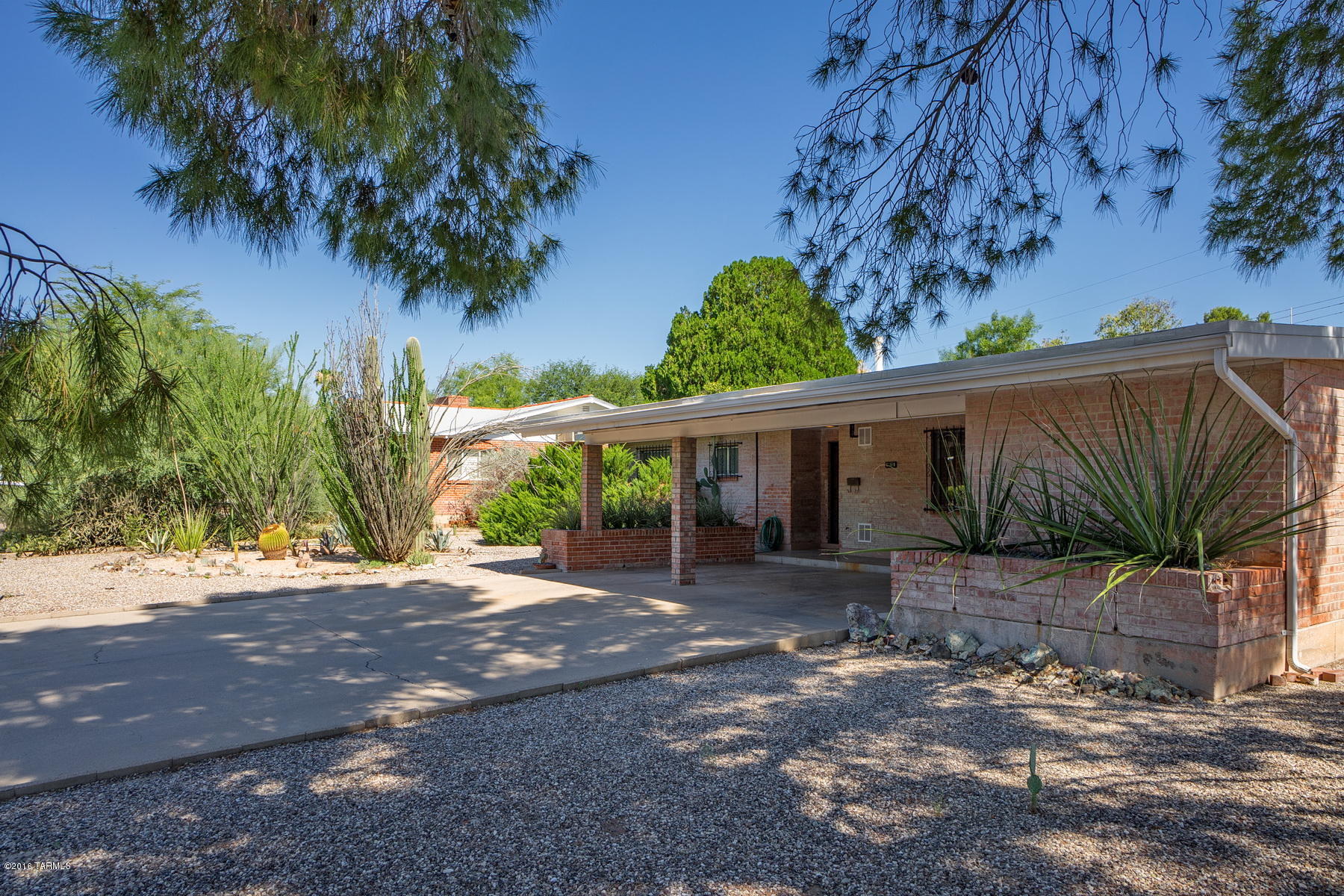 Crest View - Residential
