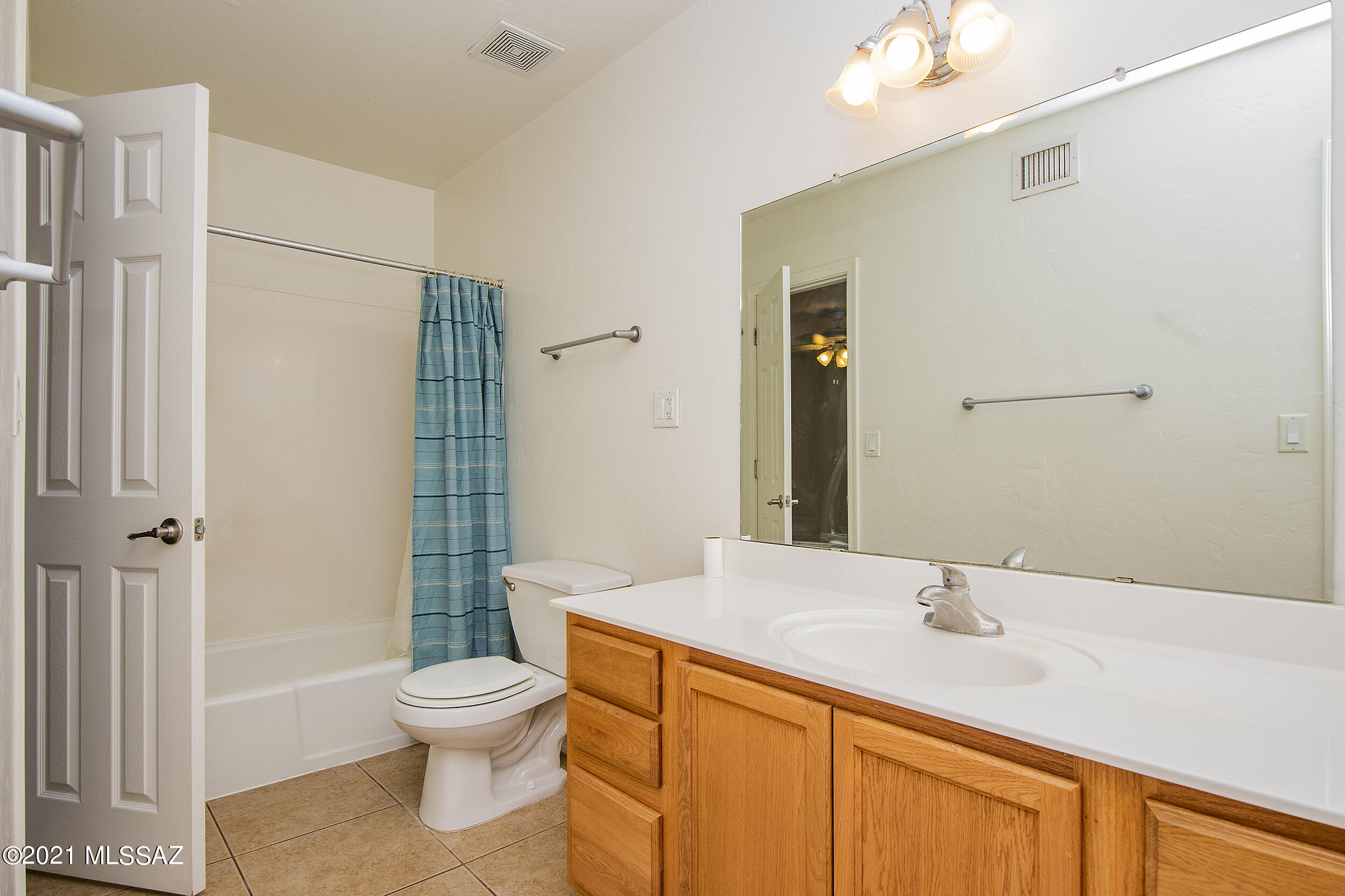 Villa Venice Condos - Residential