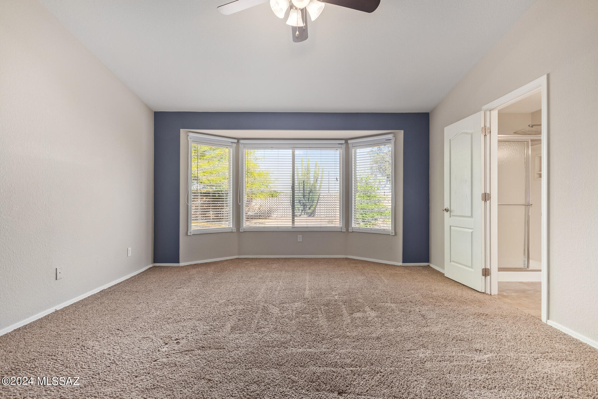Silver Moon (1-101) - Residential