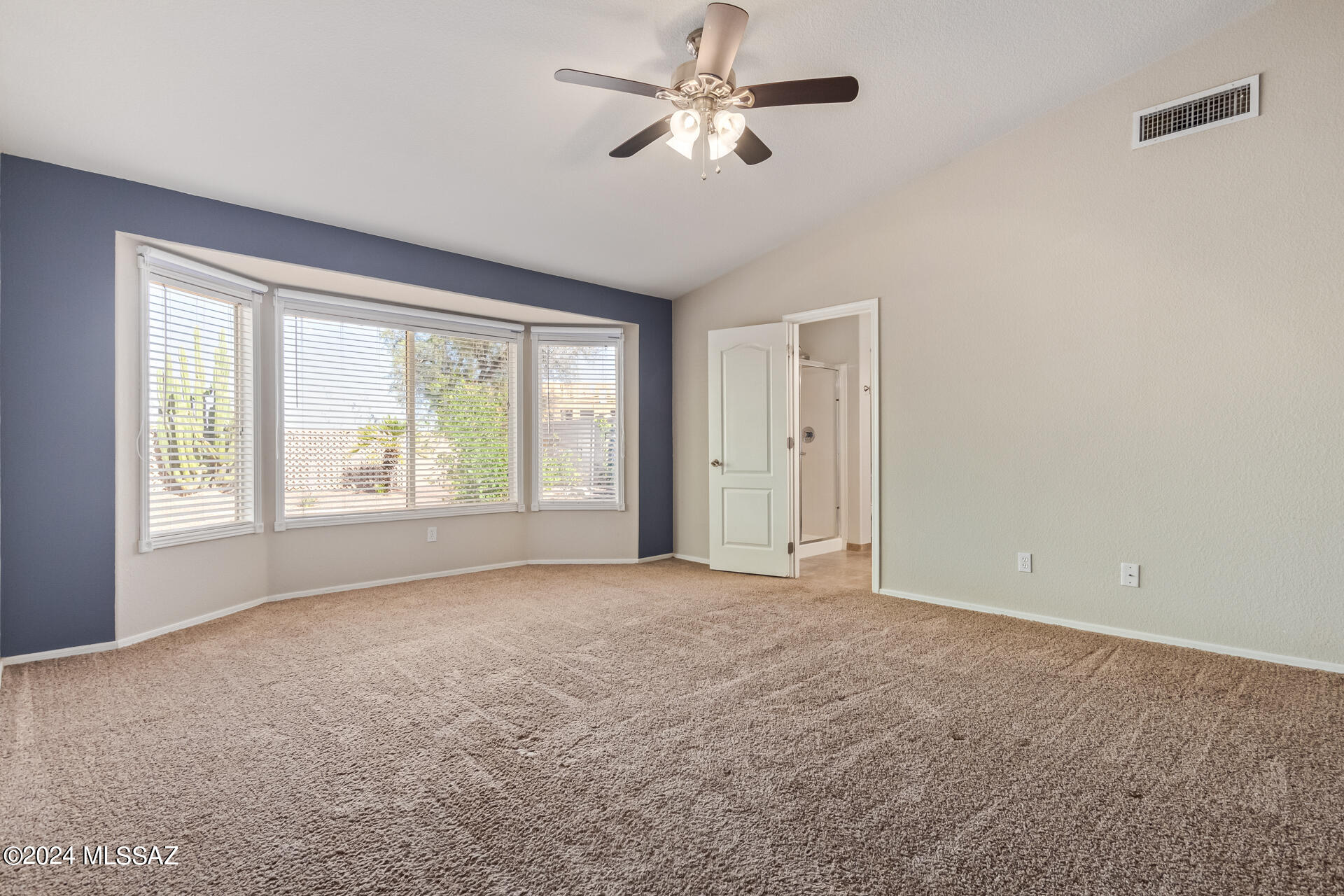 Silver Moon (1-101) - Residential