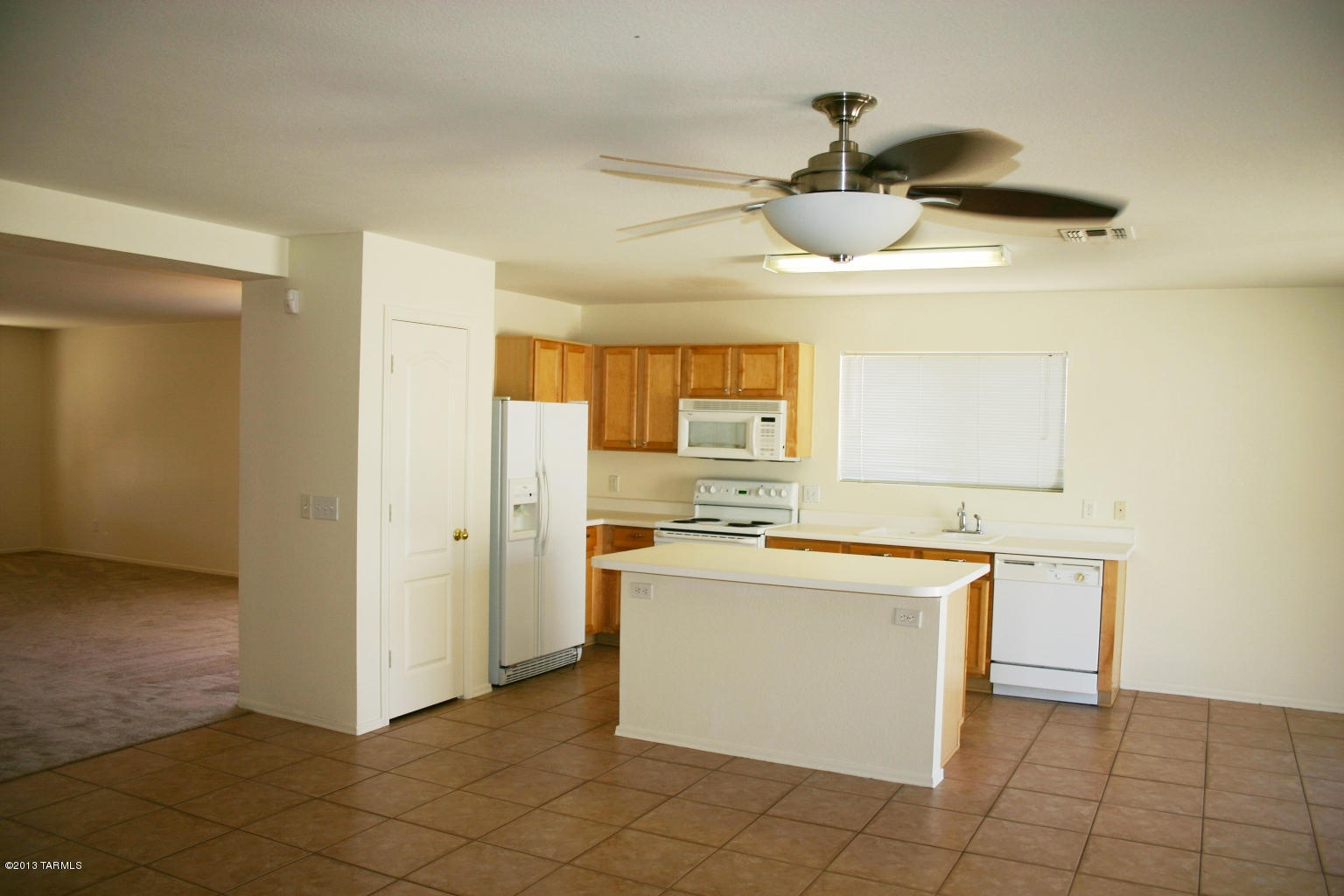 Arizona La Victoria (1-131) - Residential Lease