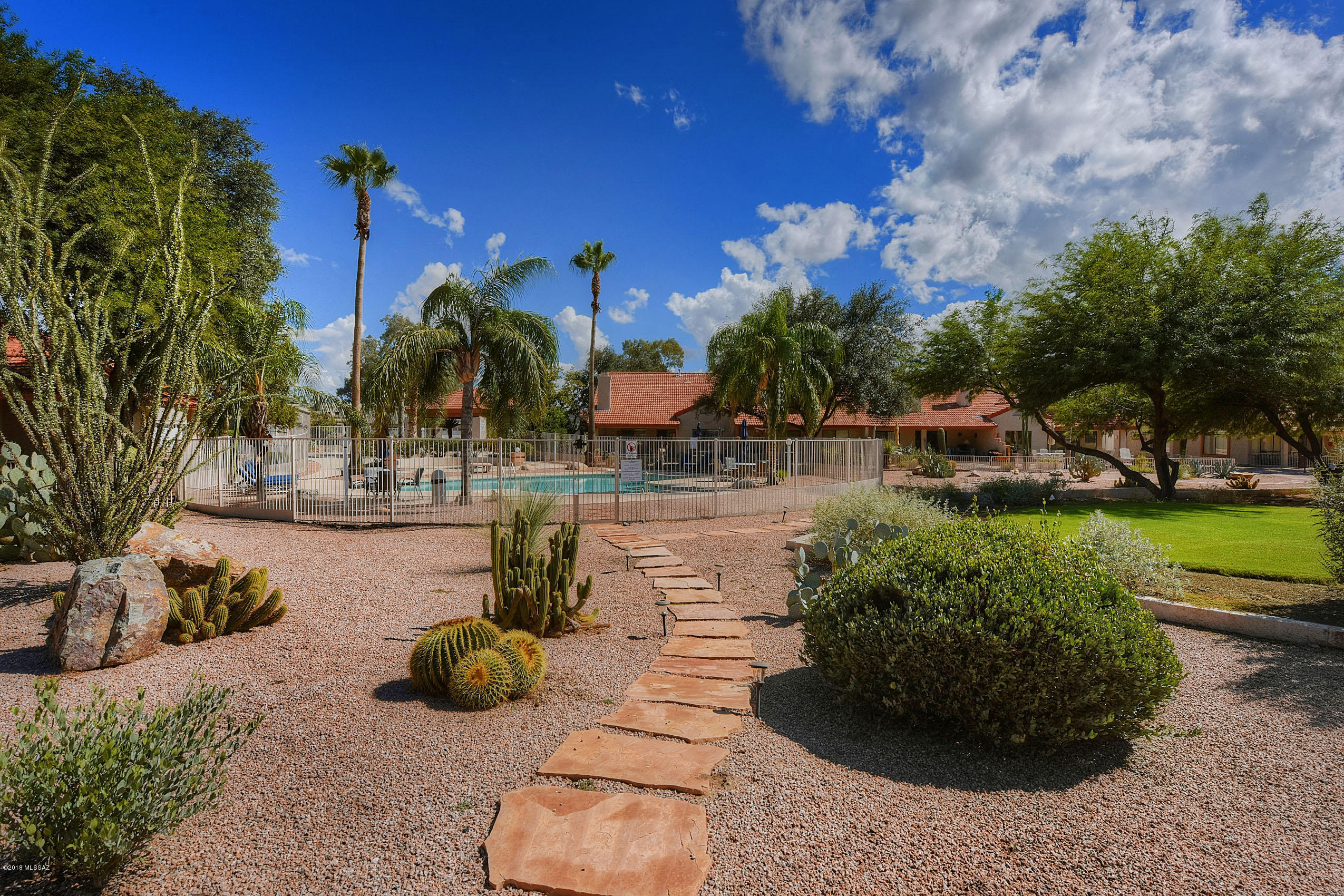 Tucson National Townhomes West III(1-46) - Residential