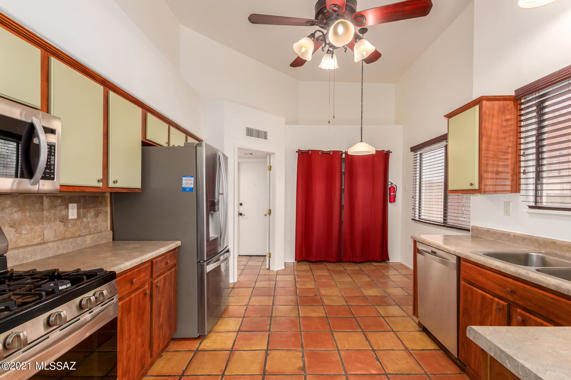 Overton Heights III(51-138) - Residential Lease