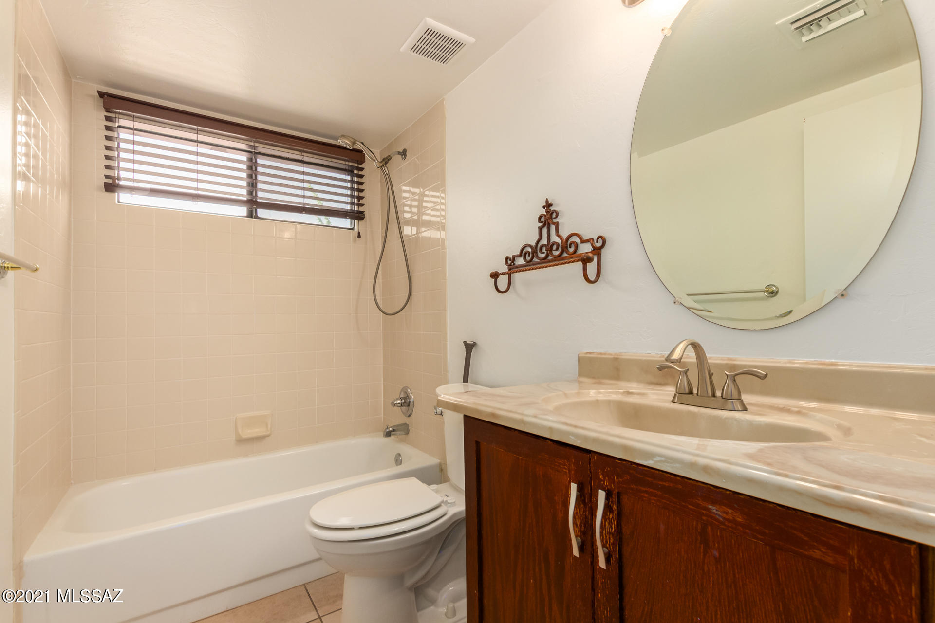 Overton Heights III(51-138) - Residential Lease