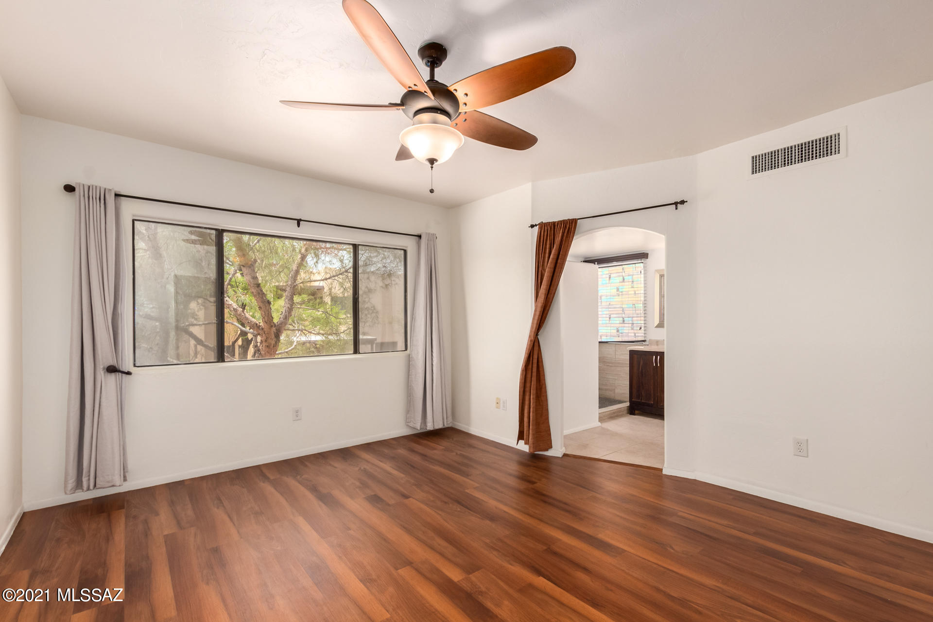Overton Heights III(51-138) - Residential Lease