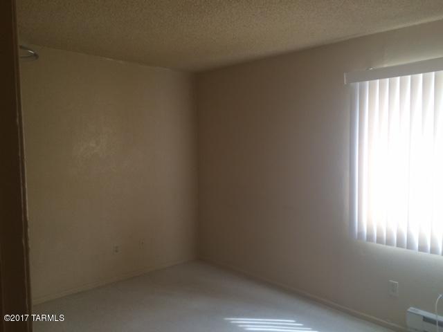 Alvernon Park - Residential Lease
