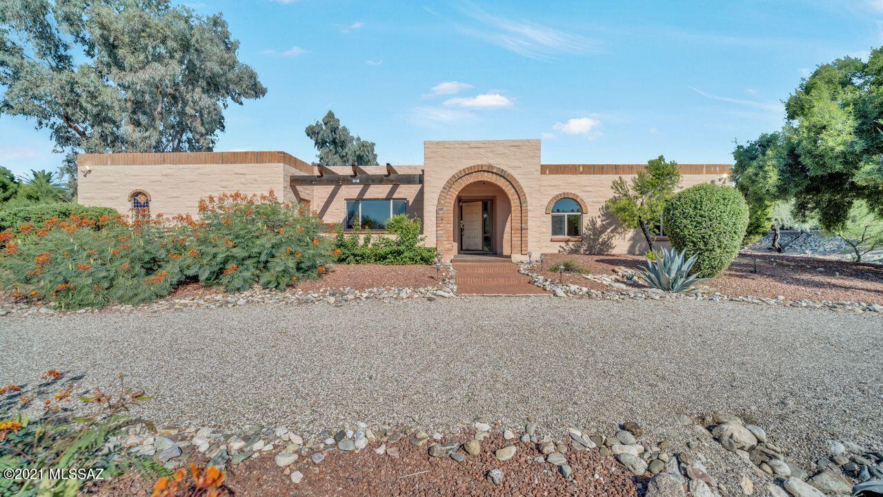 Beautiful and Impeccably maintained home in the prestigious Sabino Vista Hills community. This house
has numerous upgrades: Kitchen has custom hickory cabinets, Quartz countertops and sink, tile
and upgraded wood laminate flooring, low E Energy Star Windows with custom plantation shutterS.
The Backyard includes an enclosed inner zone and a much larger, more natural outer area with
walking paths and native vegetation. The Landscaping is low maintenance and low water use
design.
This lot offers extra parking spaces.
Community has an Olympic size pool, b-ball court and lighted tennis/pickleball courts.