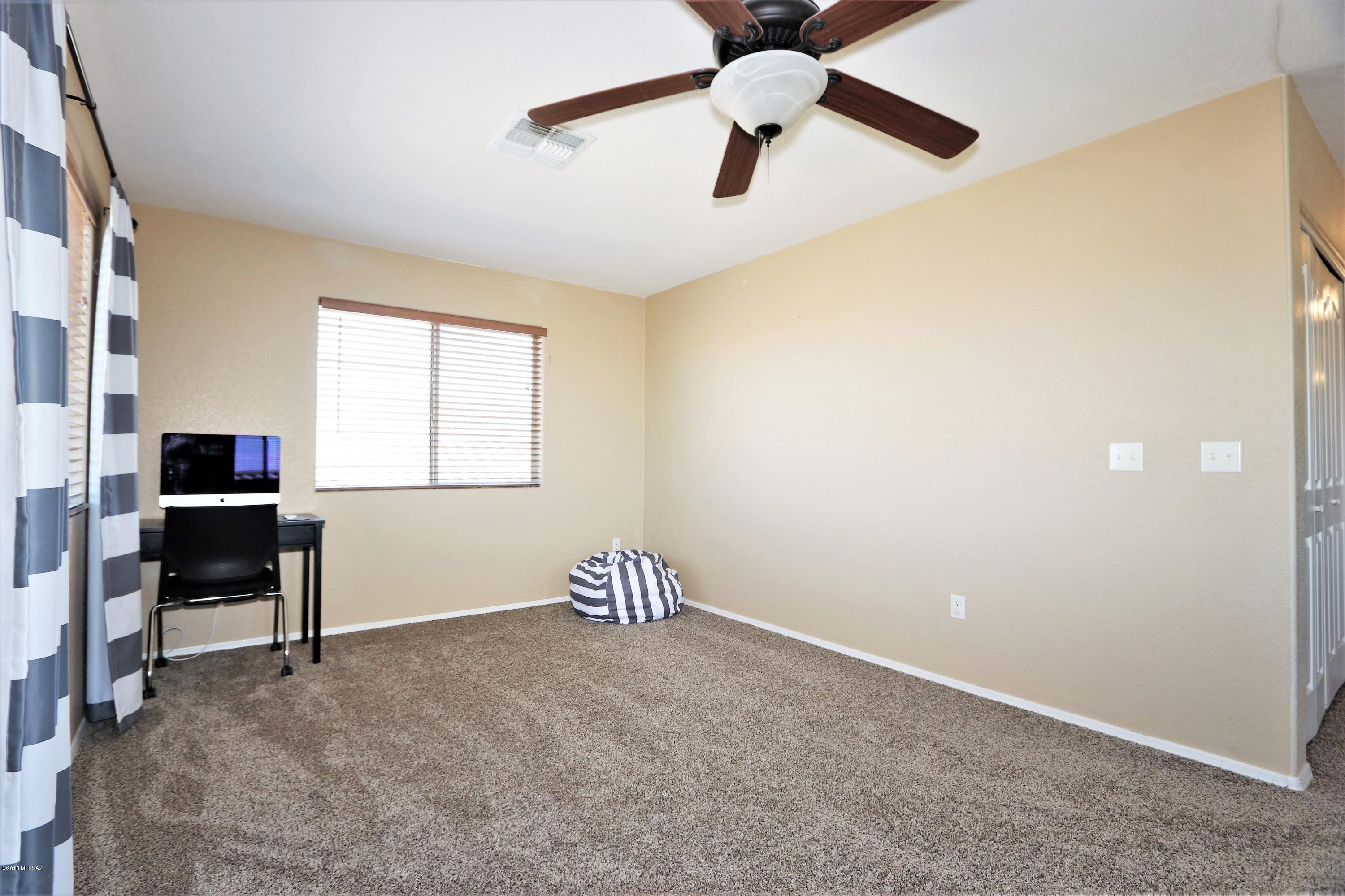 Rancho Del Lago (1-100) - Residential