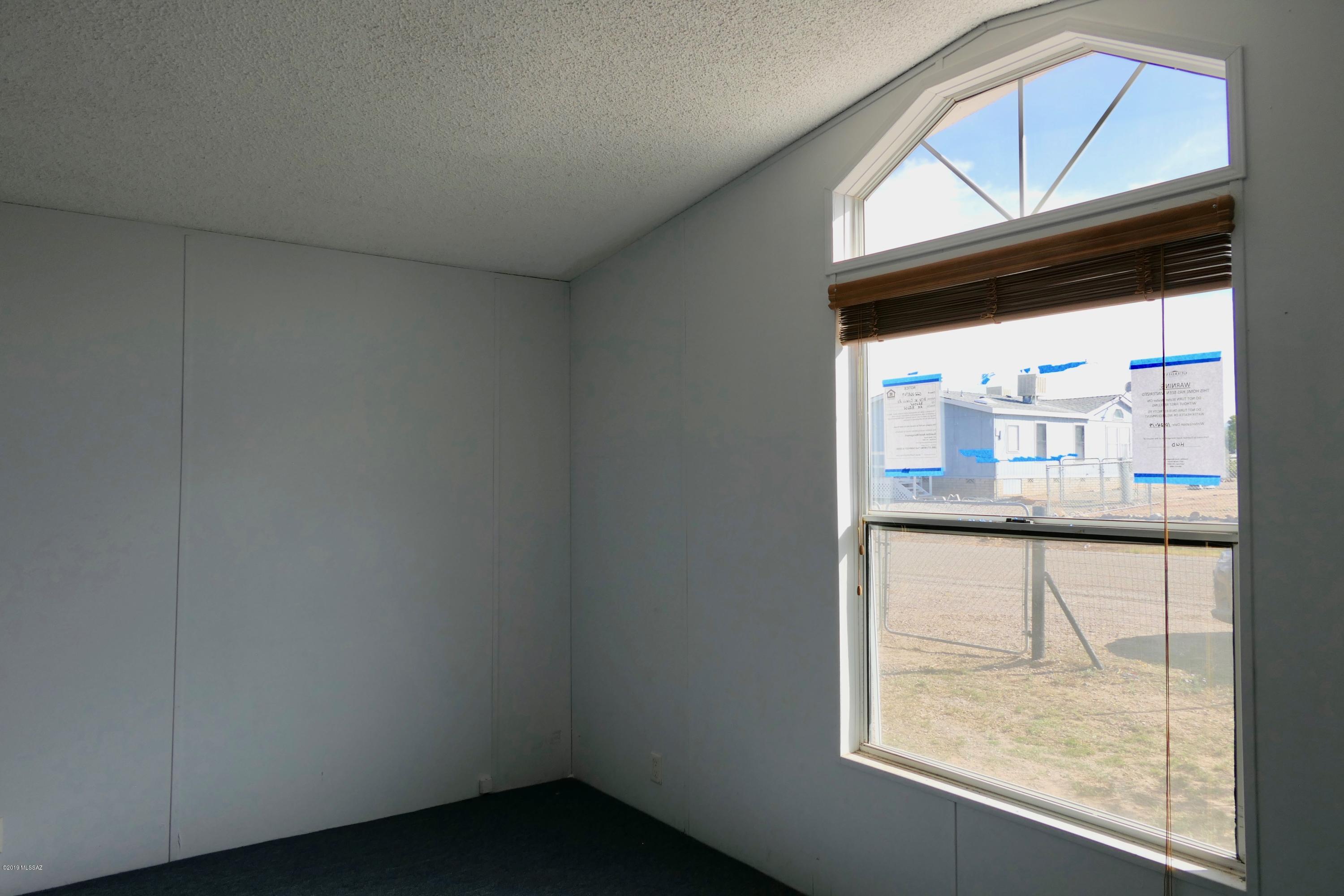 Mescal Lakes - Residential