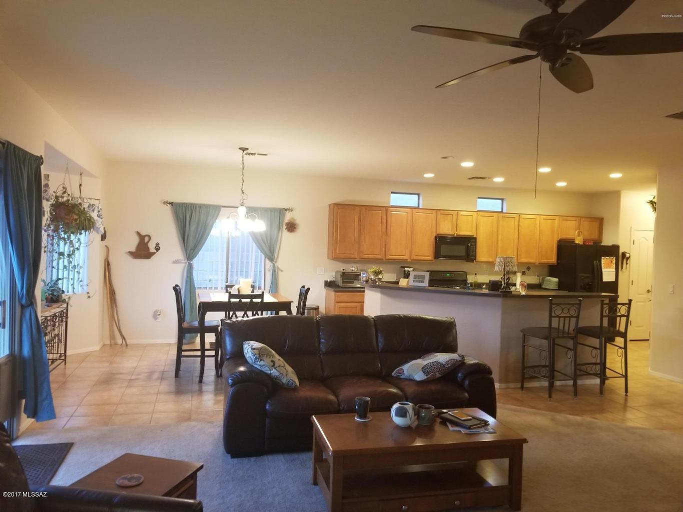 Black Horse (1-411) - Residential Lease