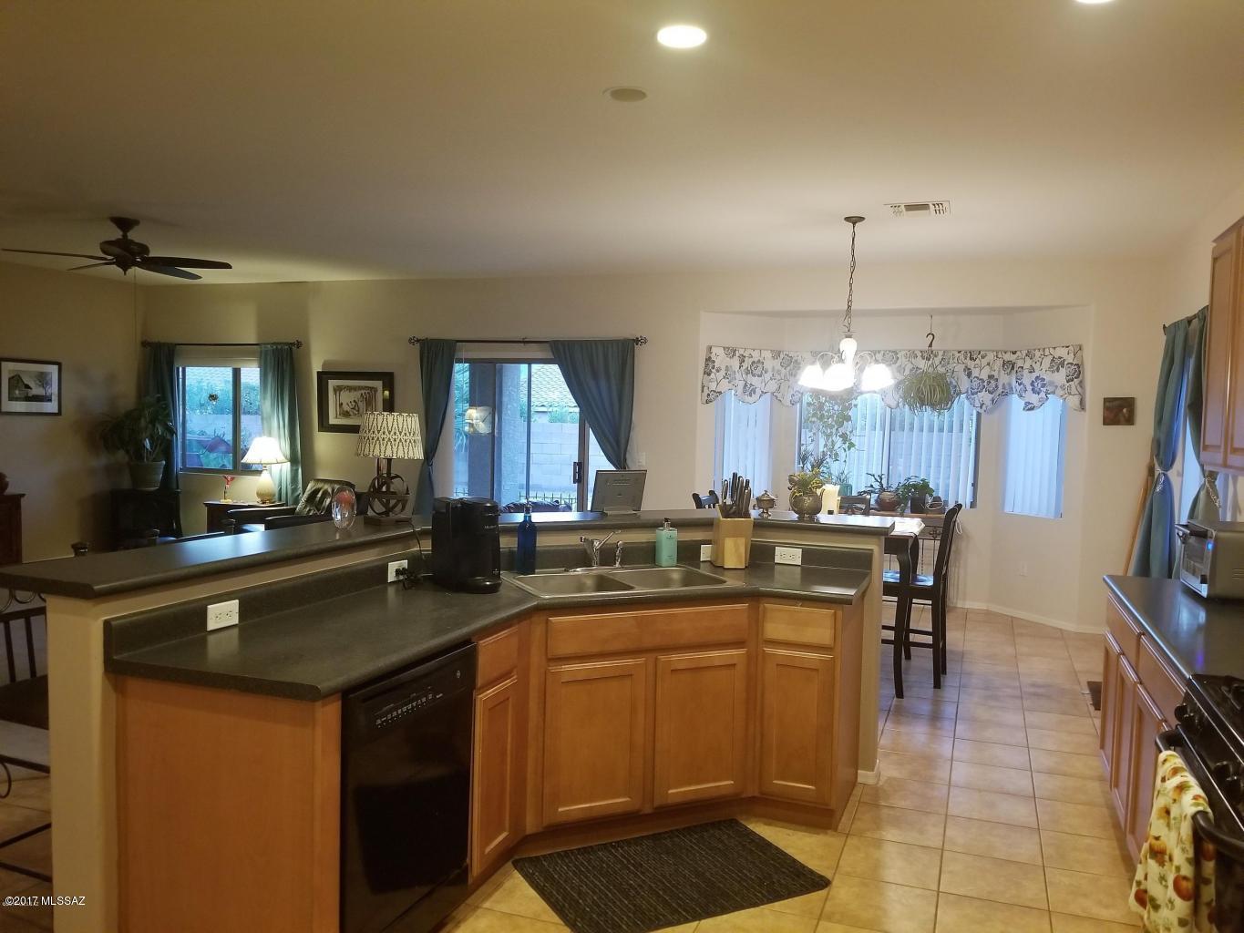Black Horse (1-411) - Residential Lease