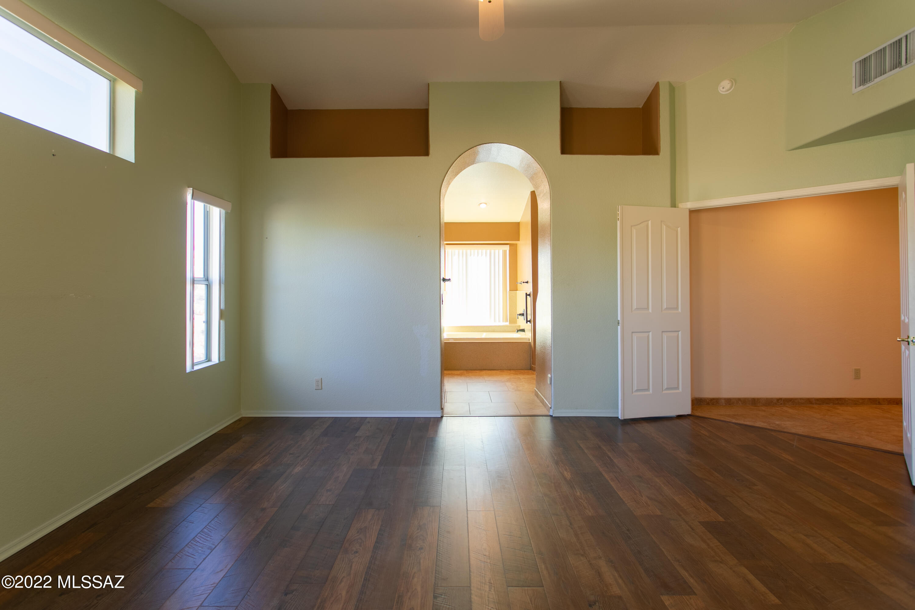 Canada Heights(1-68) - Residential