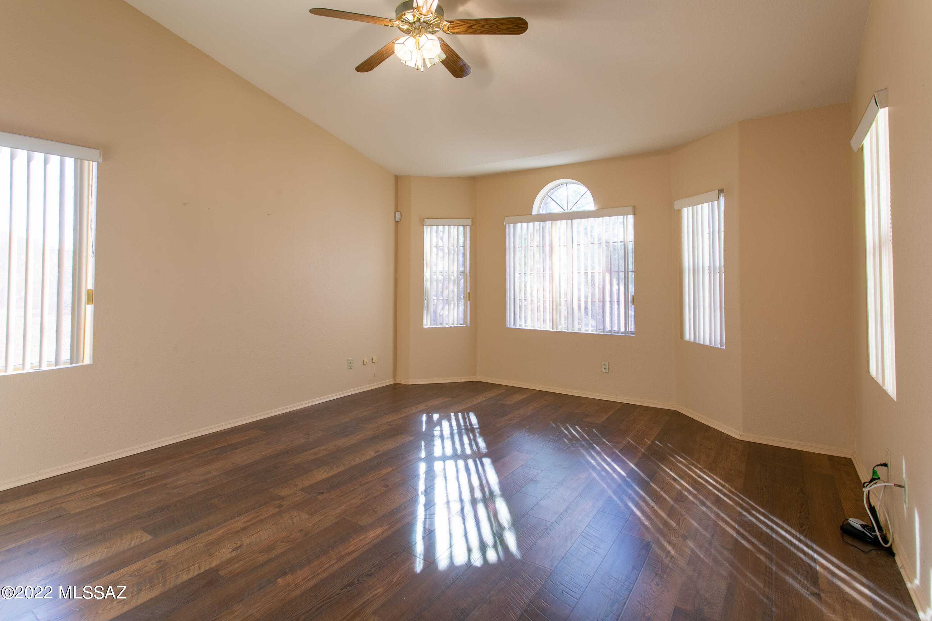 Canada Heights(1-68) - Residential