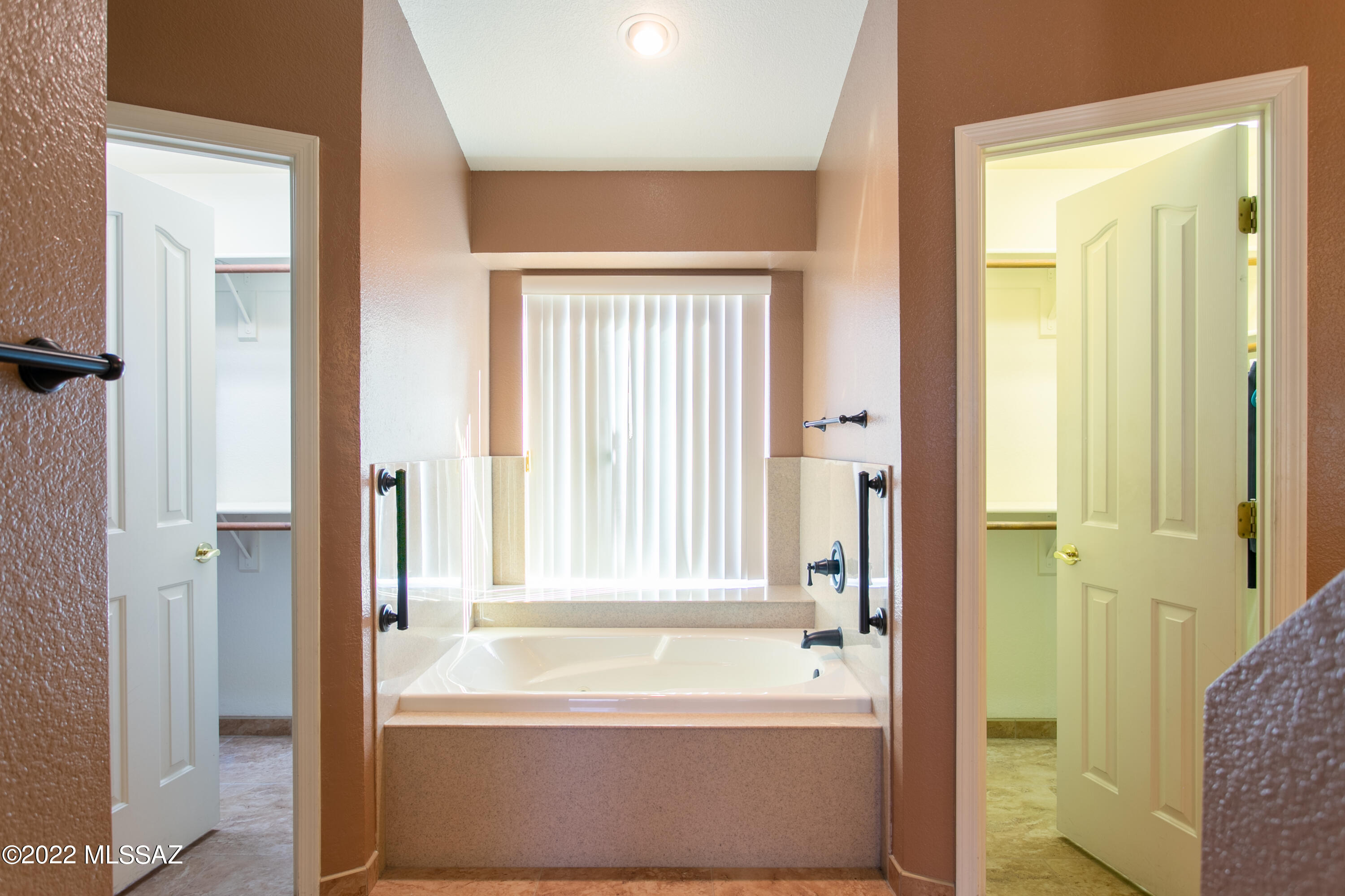 Canada Heights(1-68) - Residential