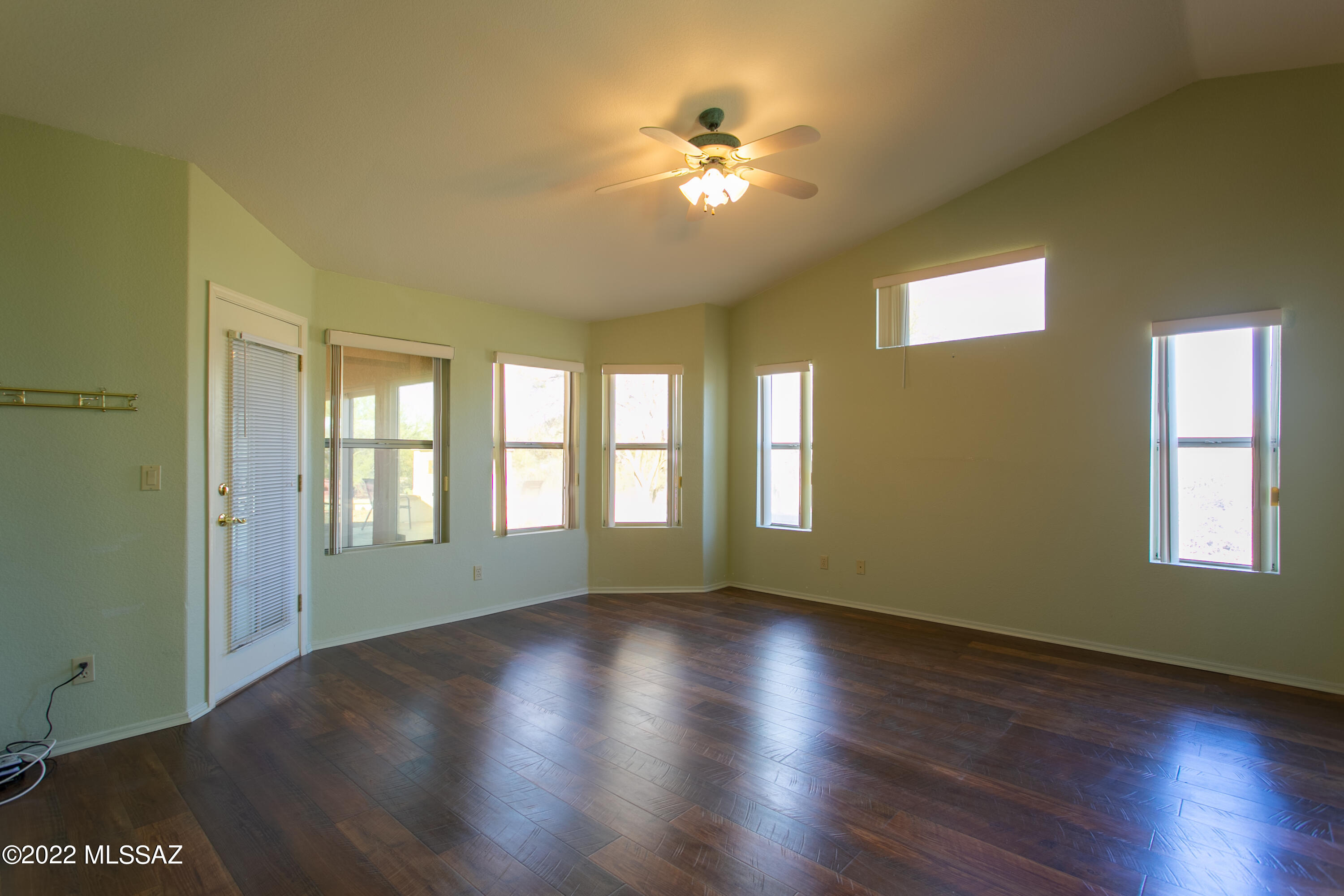 Canada Heights(1-68) - Residential