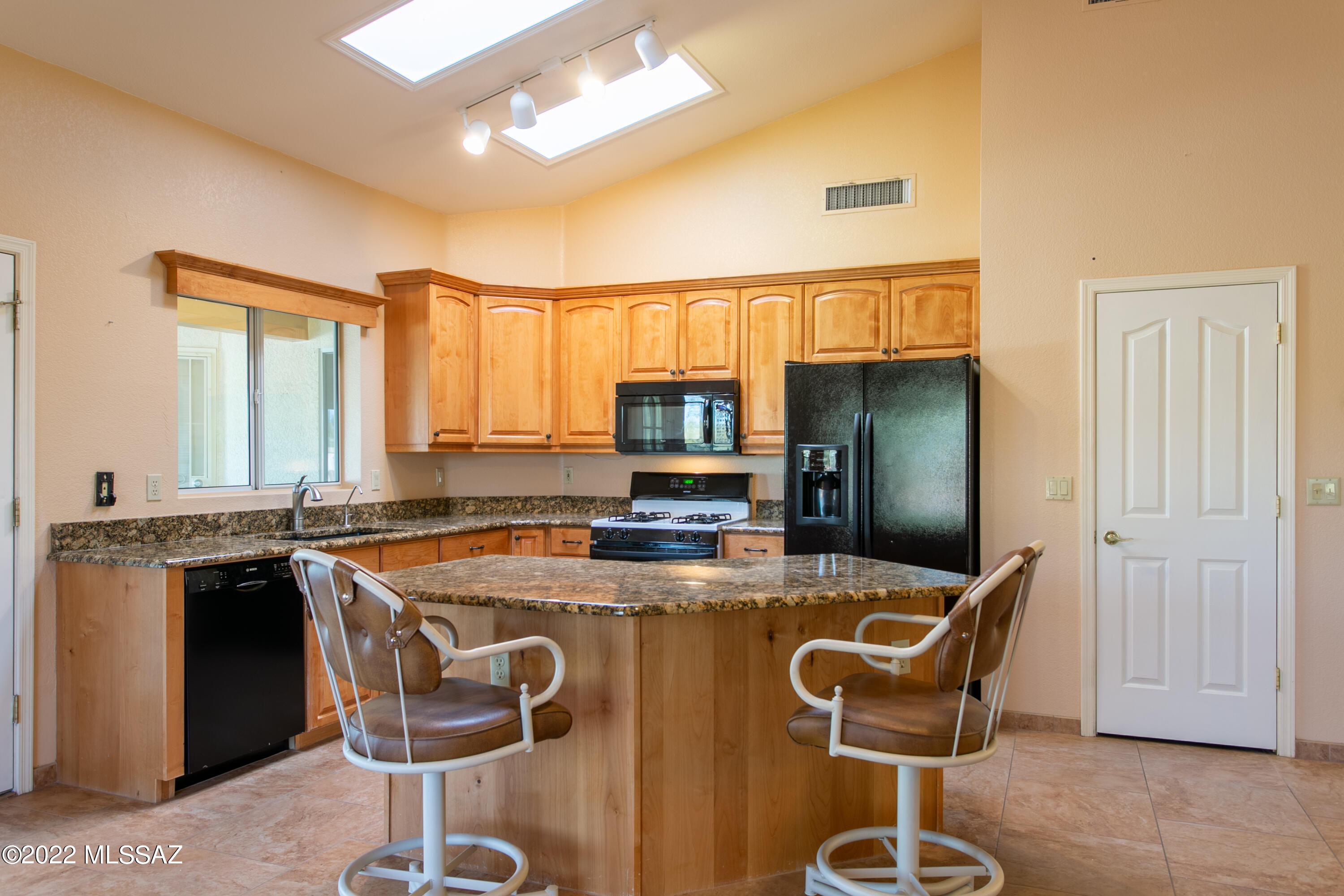Canada Heights(1-68) - Residential