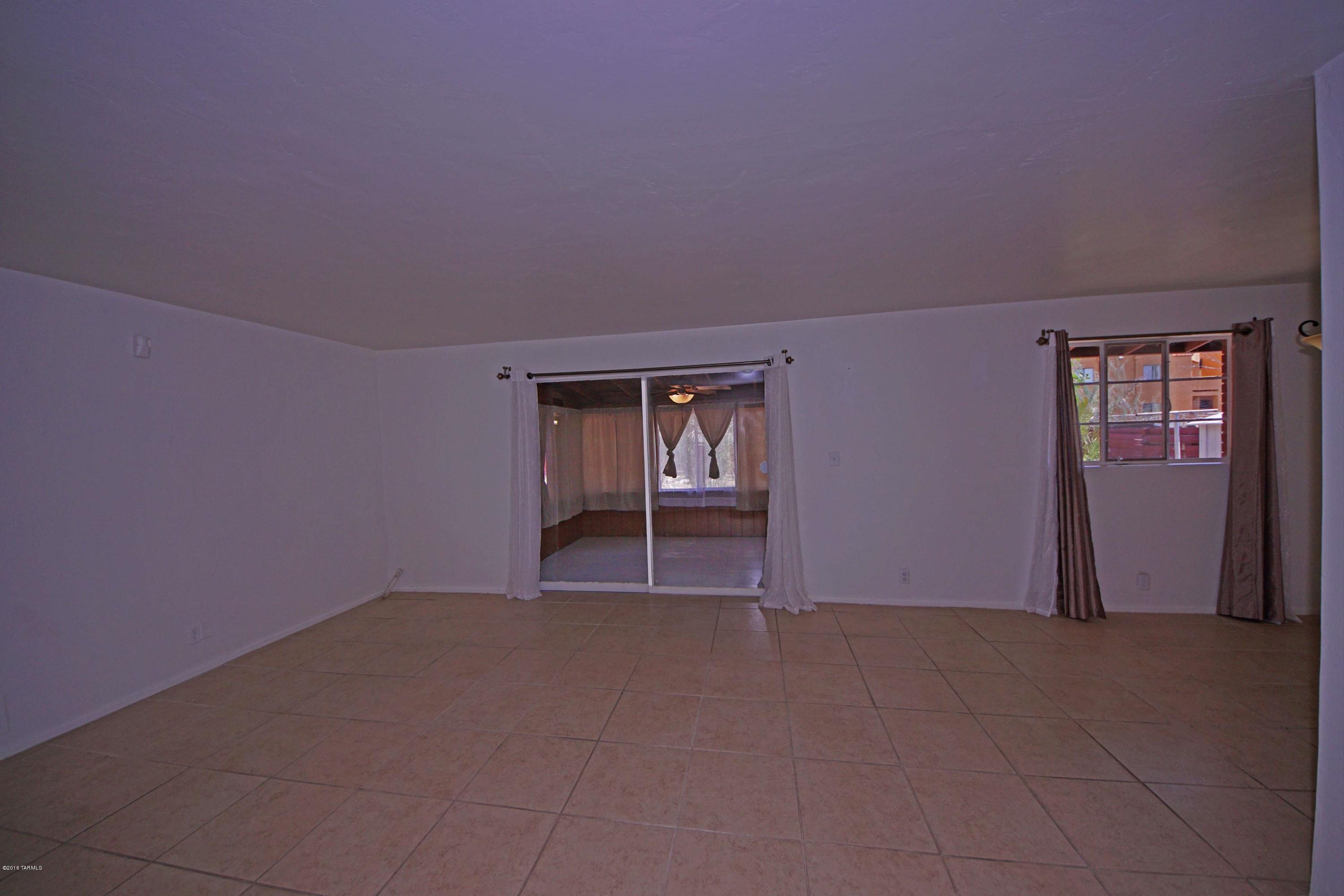 Catalina Subd. NO. 2 Resub Lot 14 - Residential