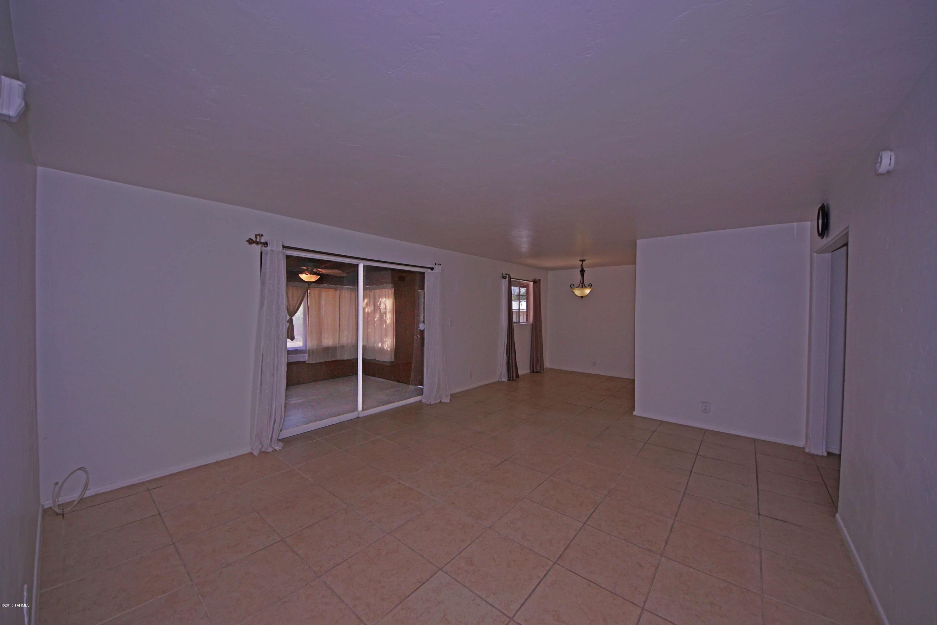 Catalina Subd. NO. 2 Resub Lot 14 - Residential