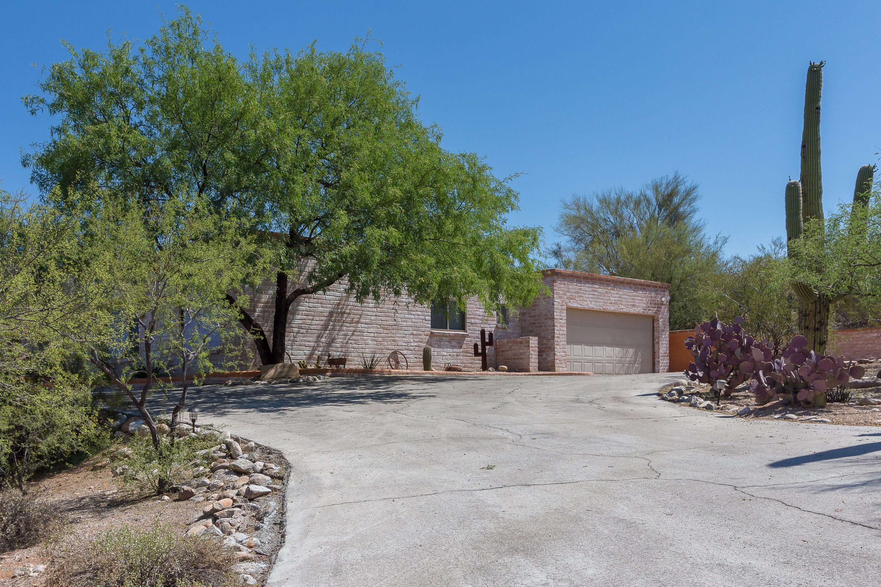 Catalina Foothills Estates NO. 7 - Residential