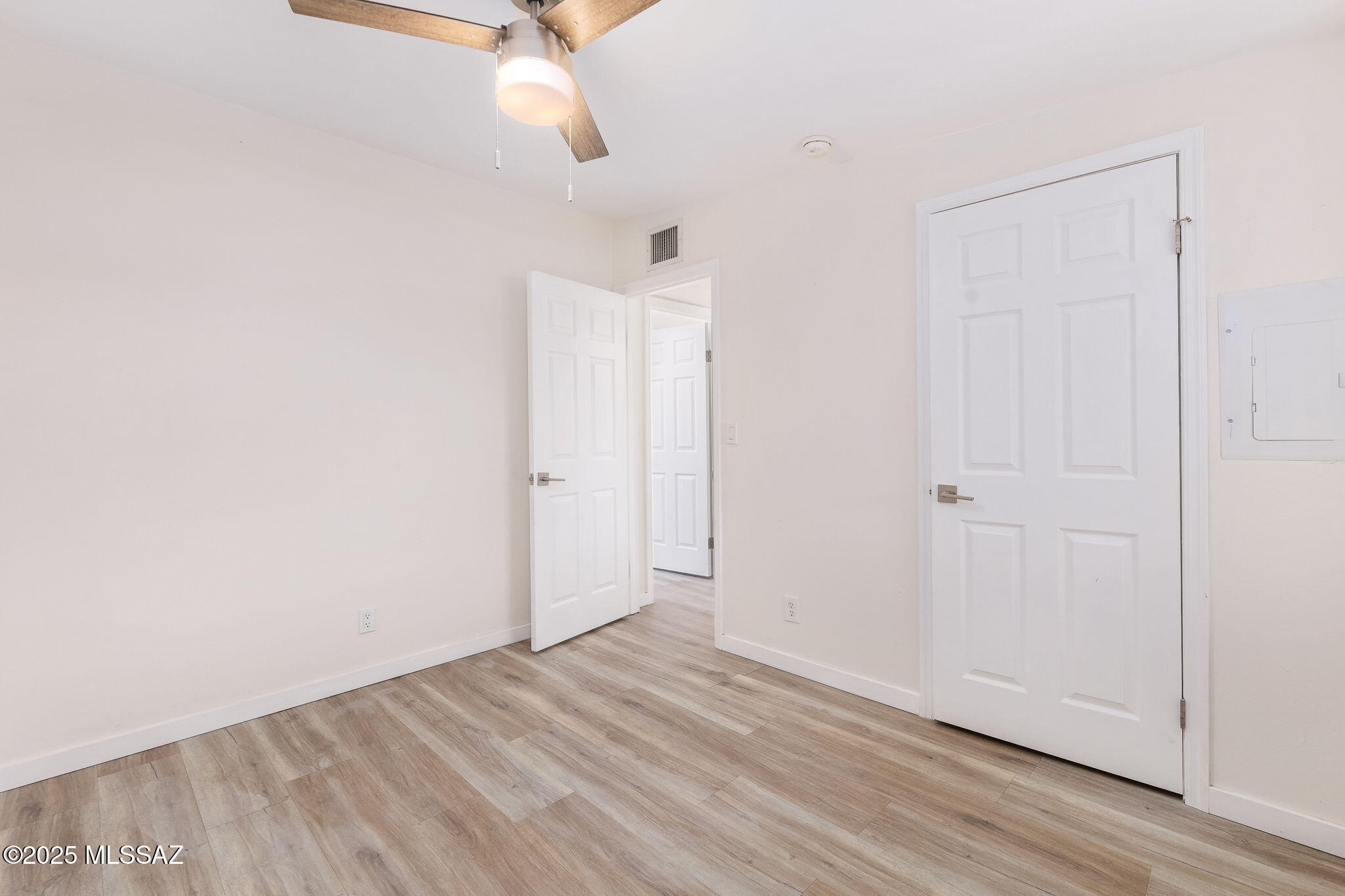 Columbus Park Condominiums (1-60) - Residential