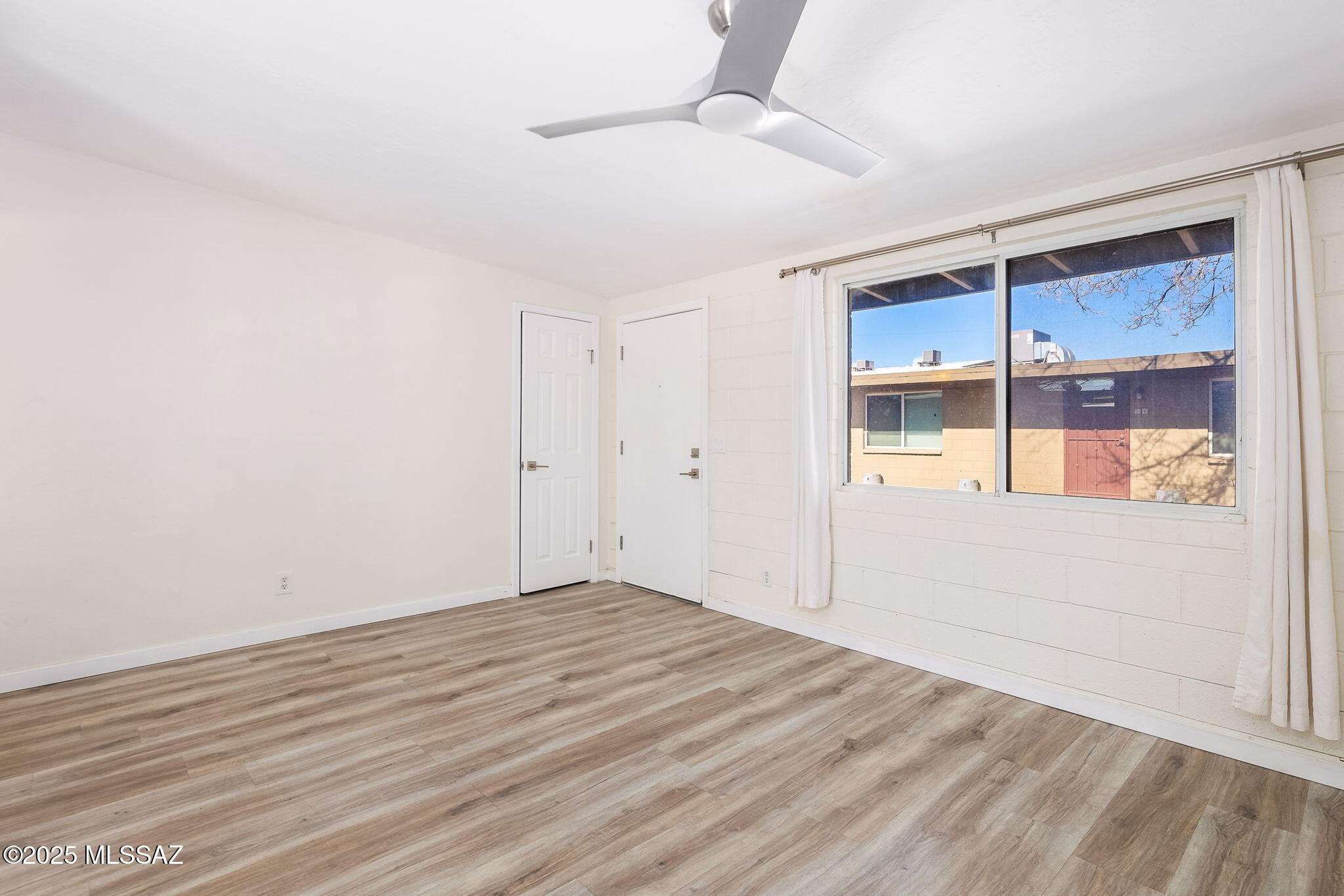 Columbus Park Condominiums (1-60) - Residential