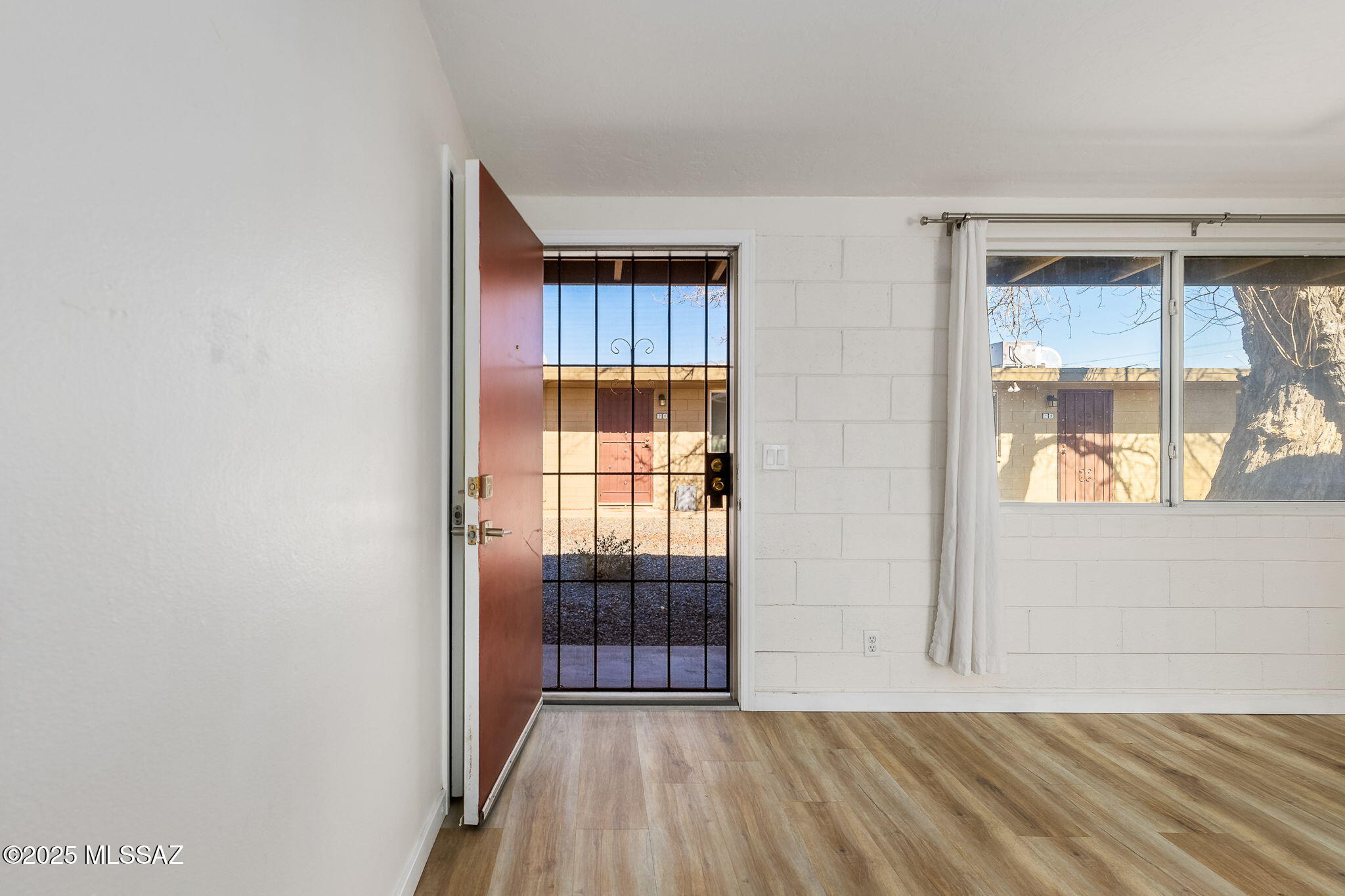 Columbus Park Condominiums (1-60) - Residential