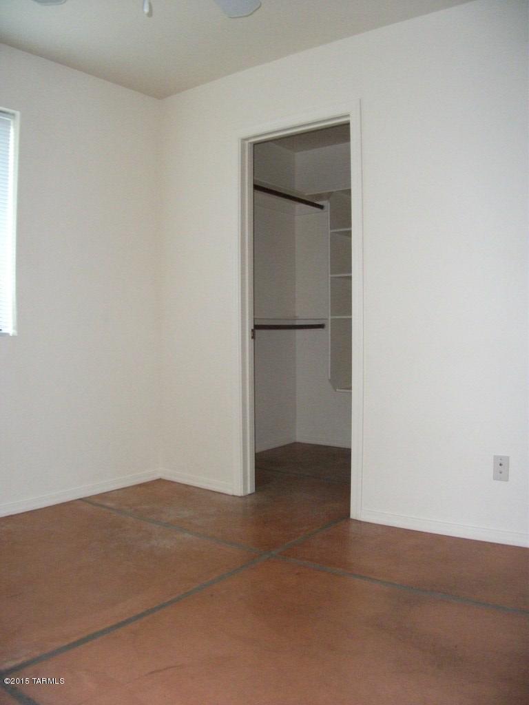 Catalina Poultry Acres NO 3 - Residential Lease