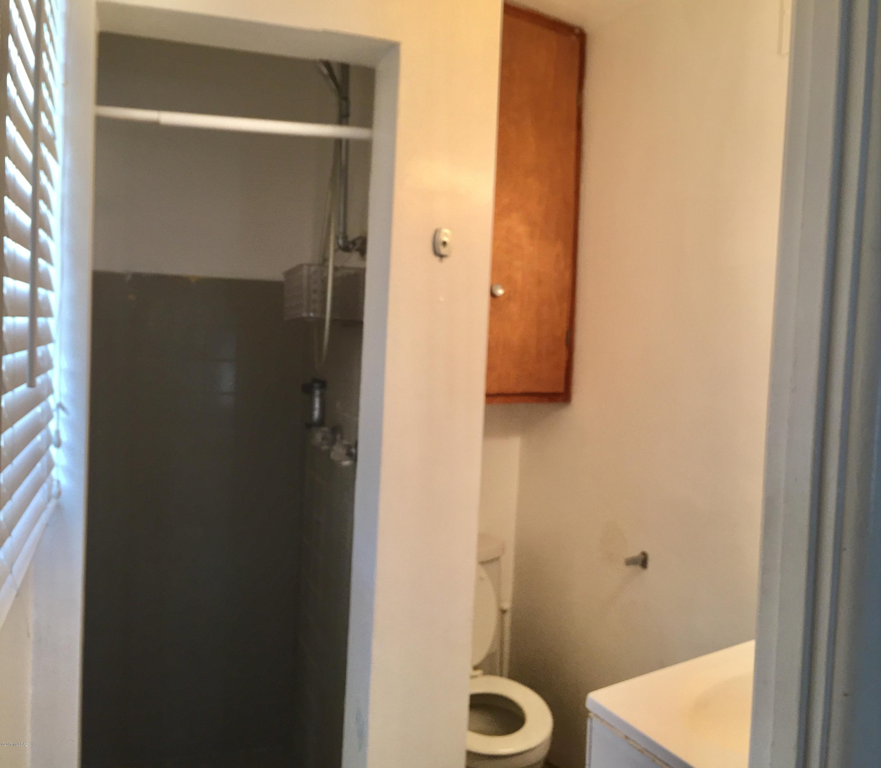 Jefferson Park - Residential Lease