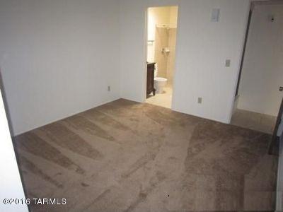 Waters Edge Condos. - Residential