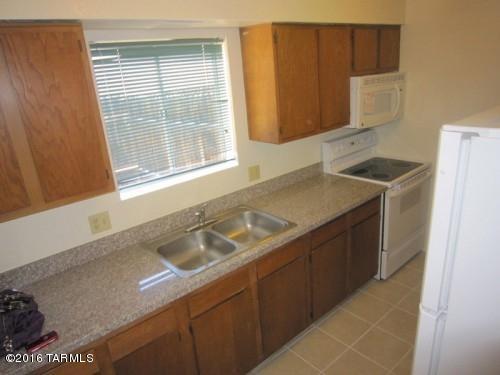Waters Edge Condos. - Residential
