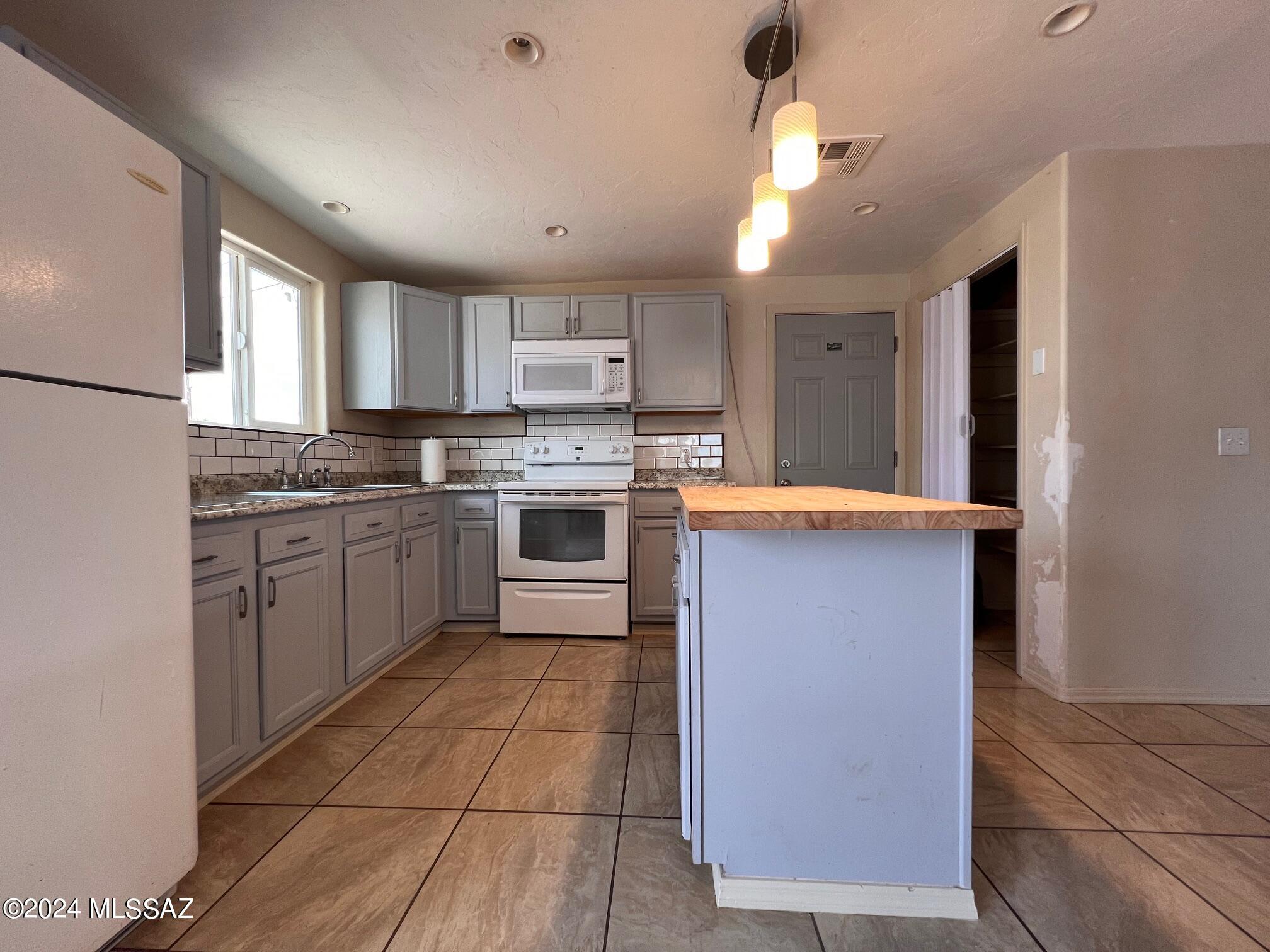 Comstock Addition - Residential