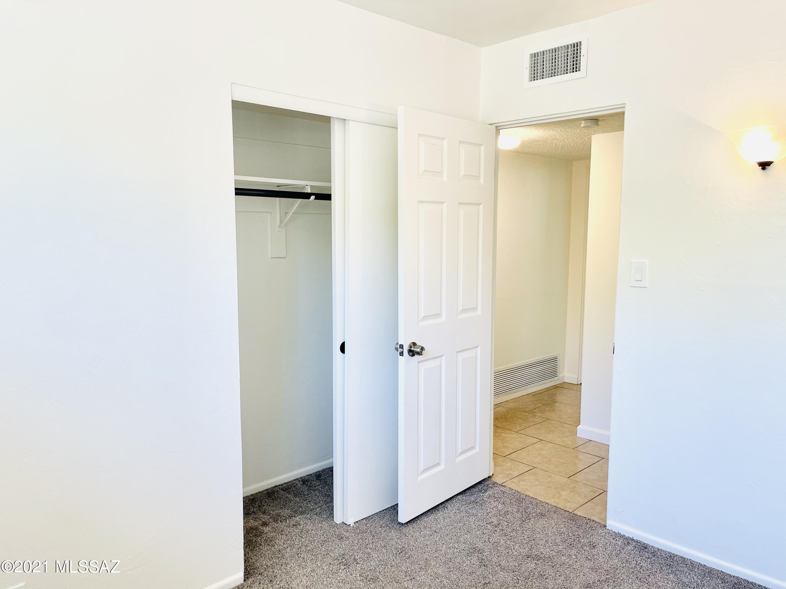 Sherwood Village Terrace (1-85) - Residential