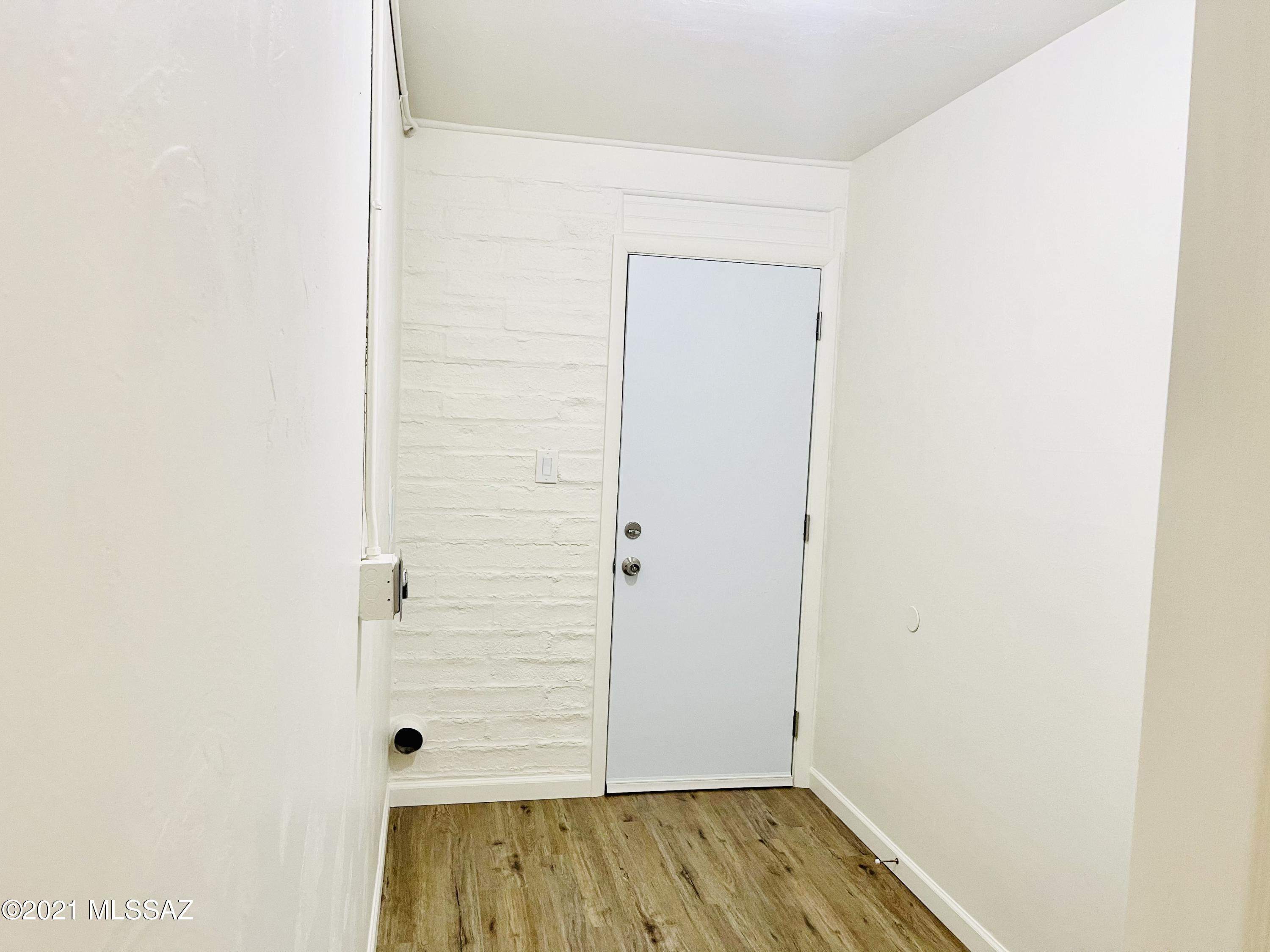 Sherwood Village Terrace (1-85) - Residential