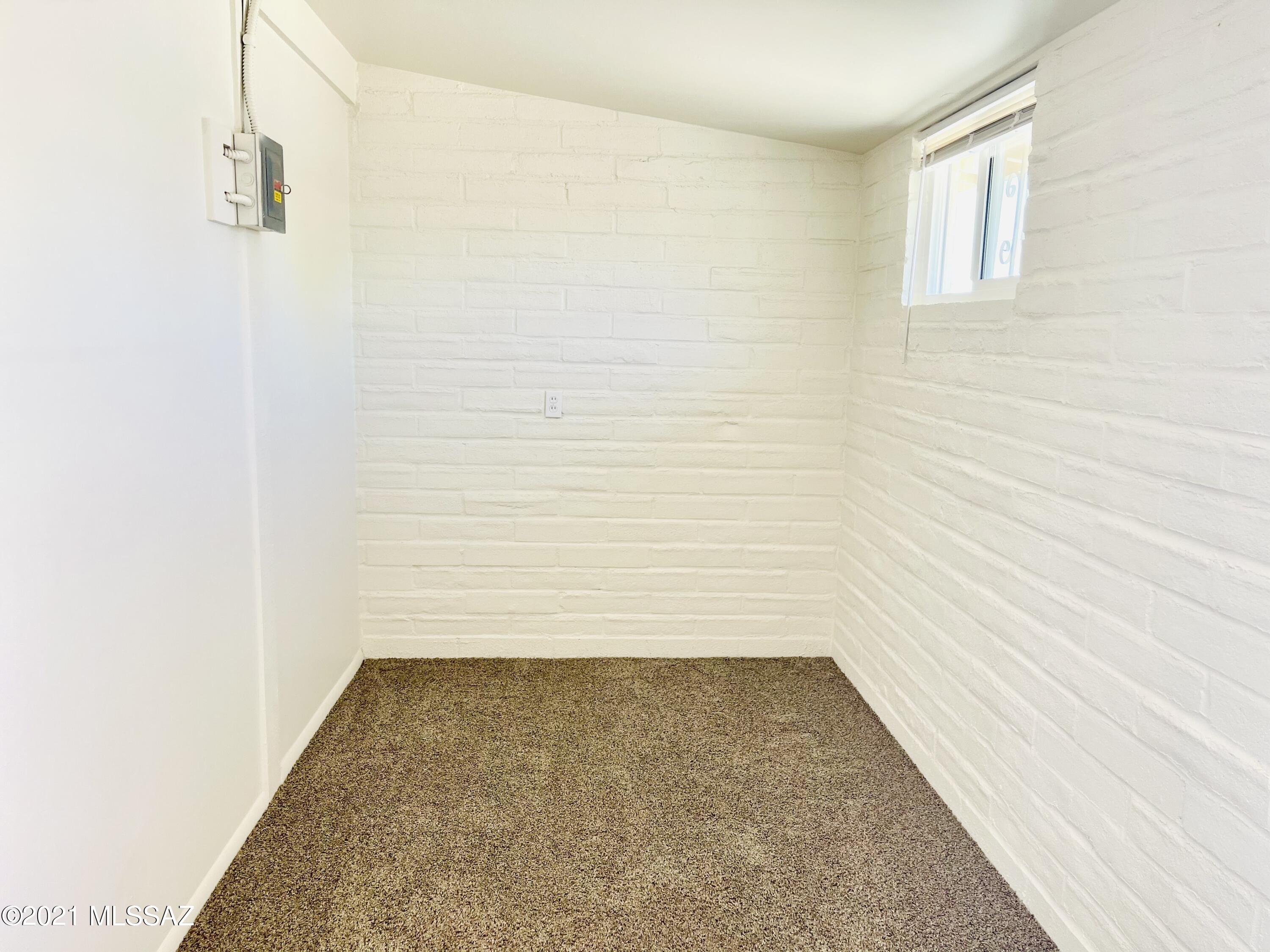 Sherwood Village Terrace (1-85) - Residential