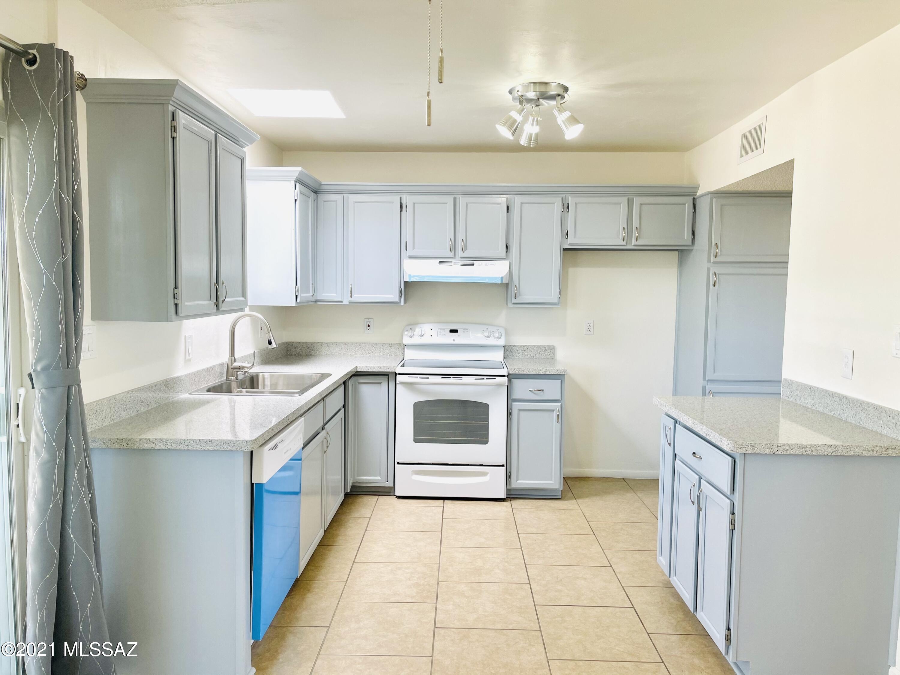 Sherwood Village Terrace (1-85) - Residential