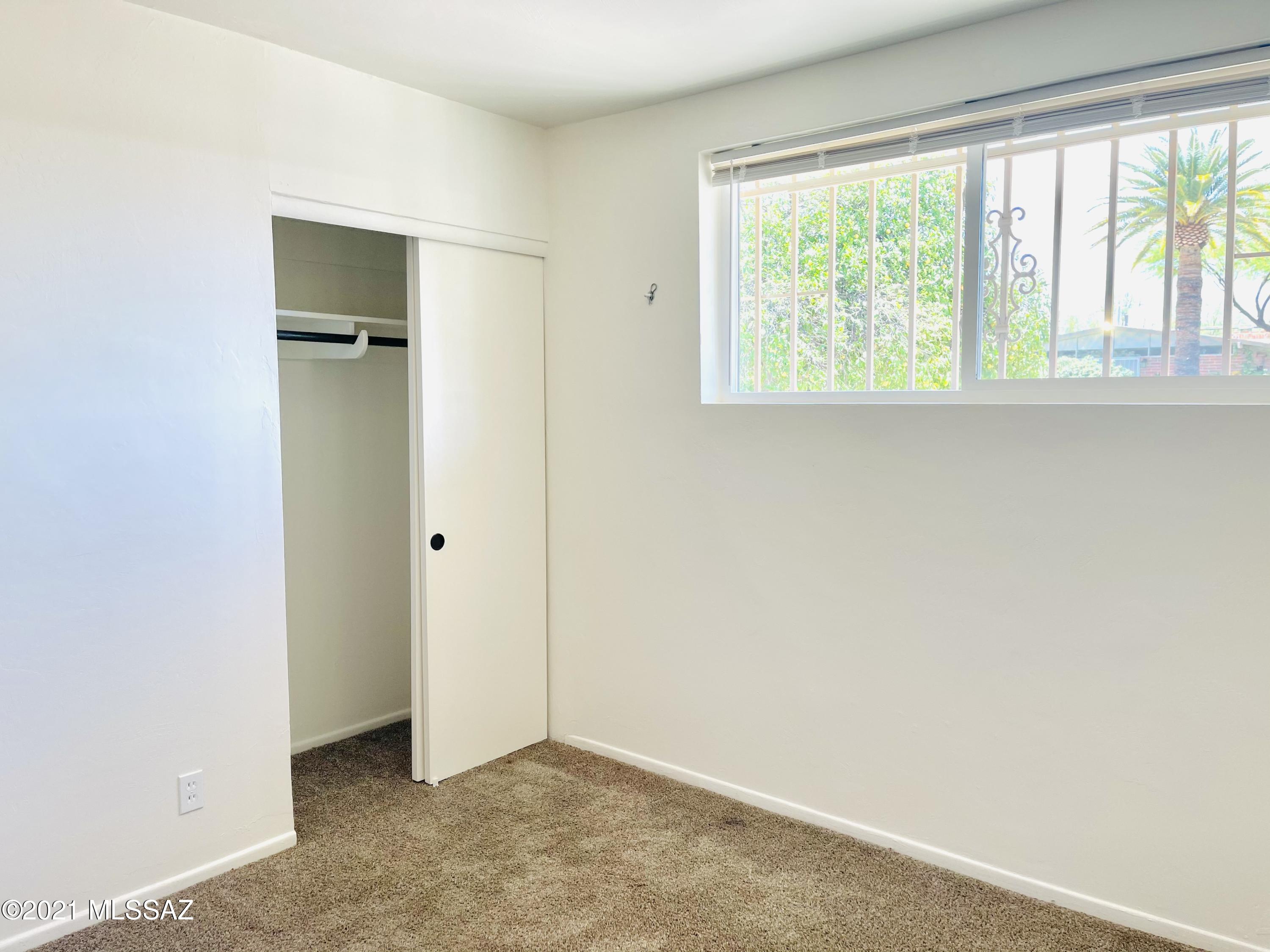 Sherwood Village Terrace (1-85) - Residential