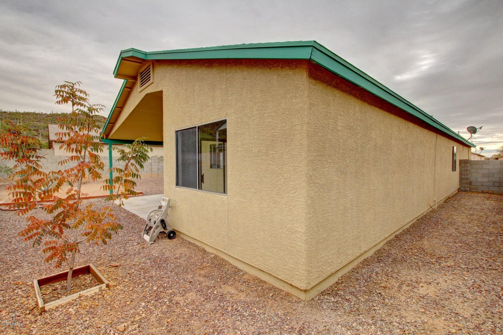 Mountain Manor View - Residential