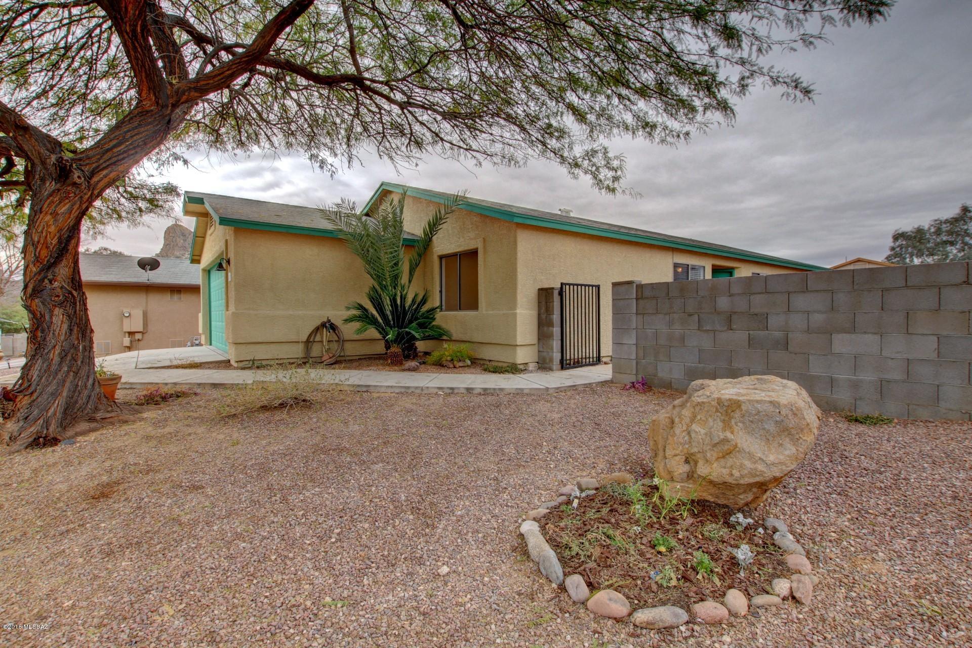Mountain Manor View - Residential