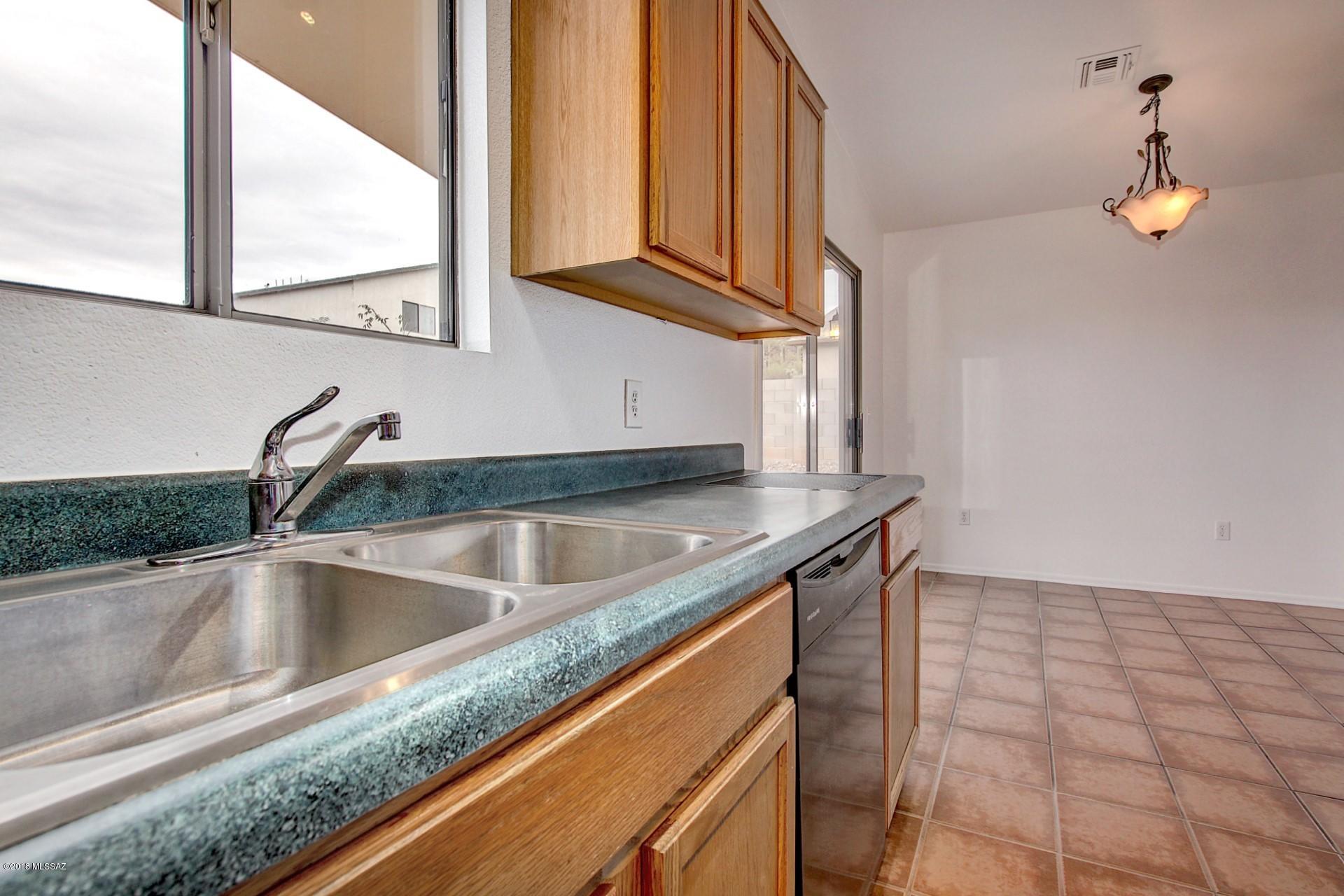 Mountain Manor View - Residential