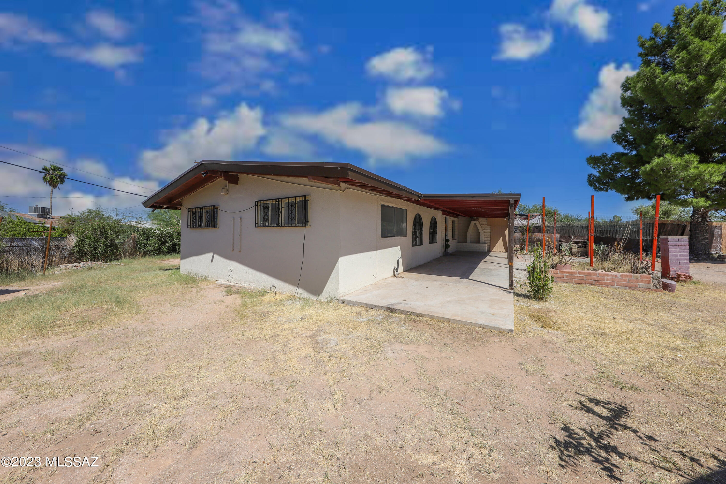 Pueblo Gardens - Residential