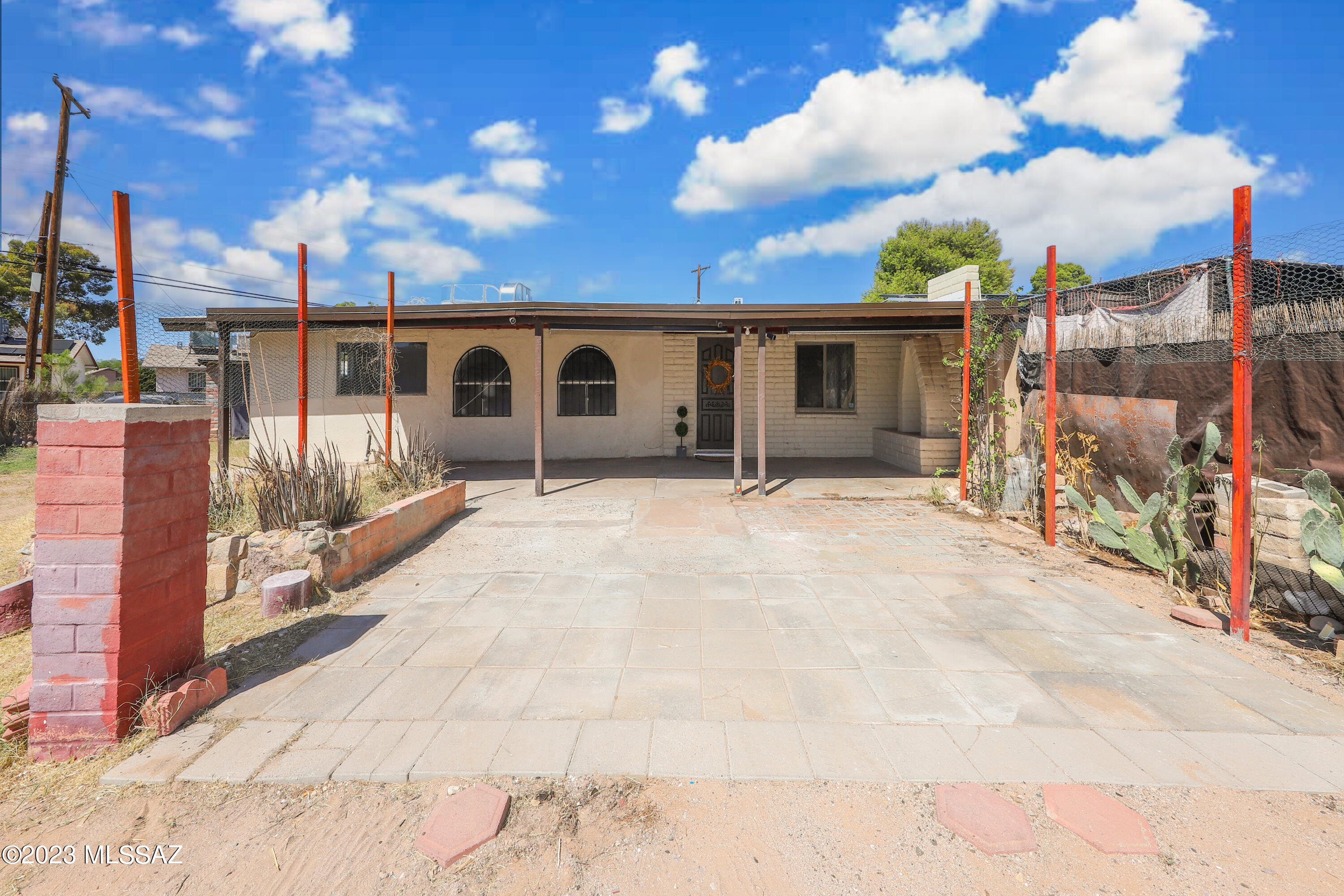 Pueblo Gardens - Residential