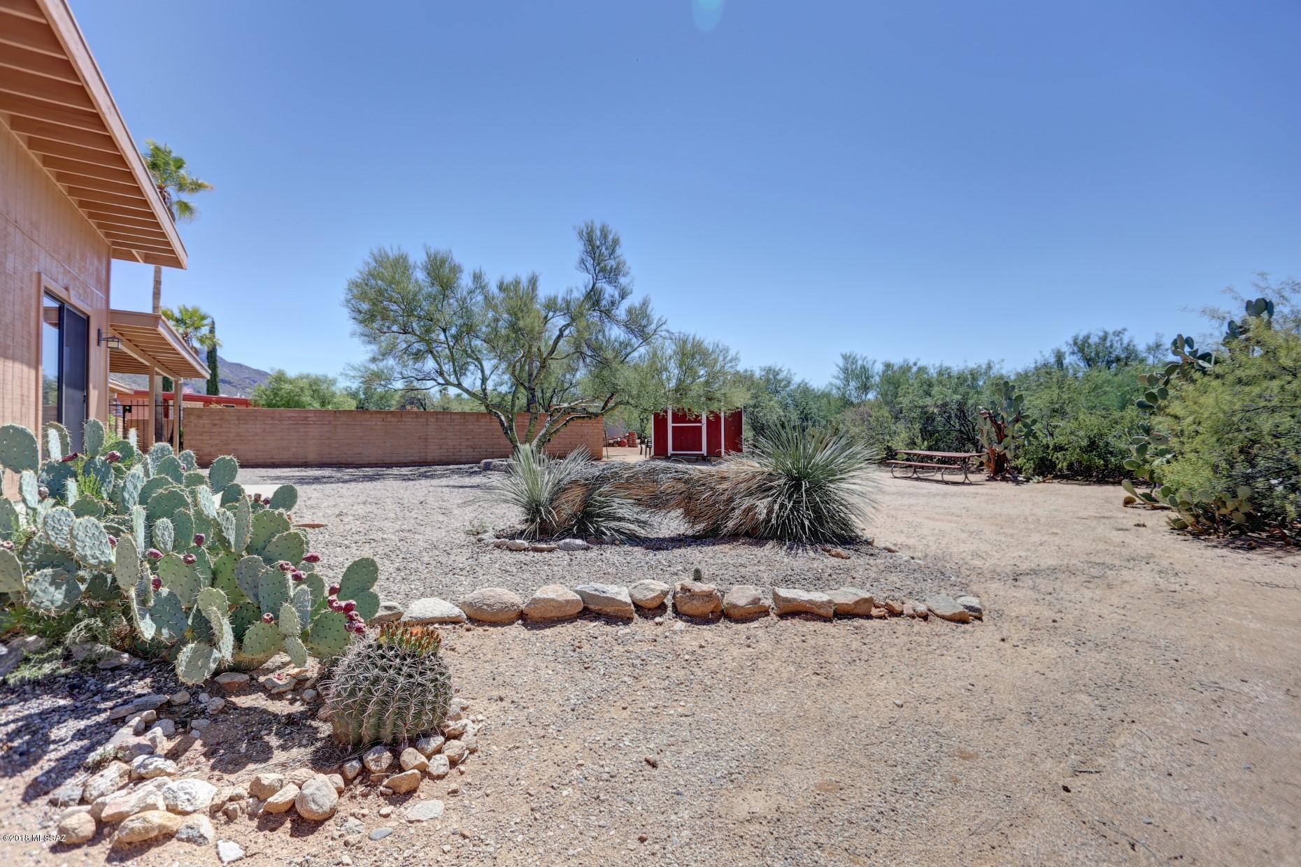 Rancho Feliz (153-352) - Residential
