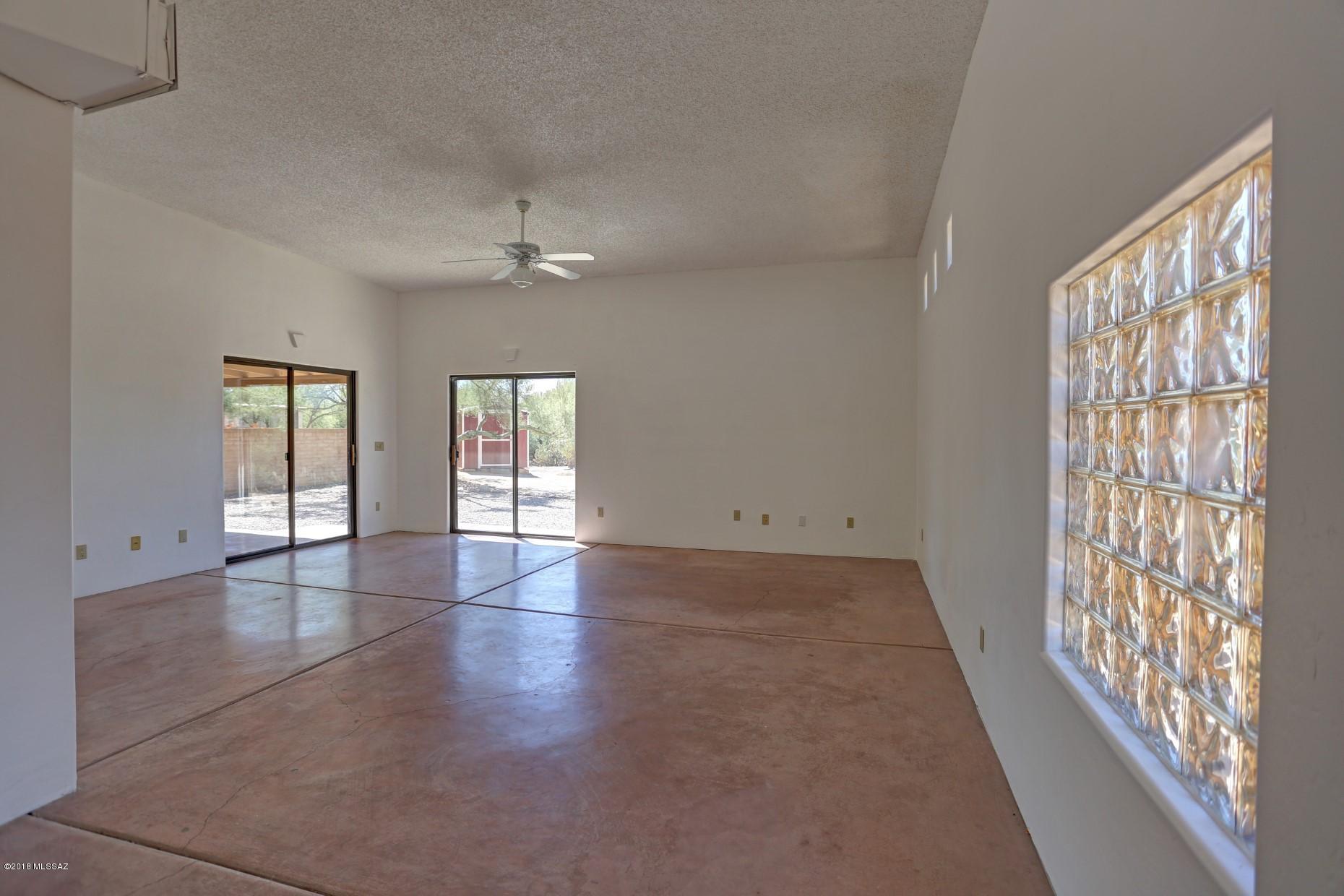 Rancho Feliz (153-352) - Residential