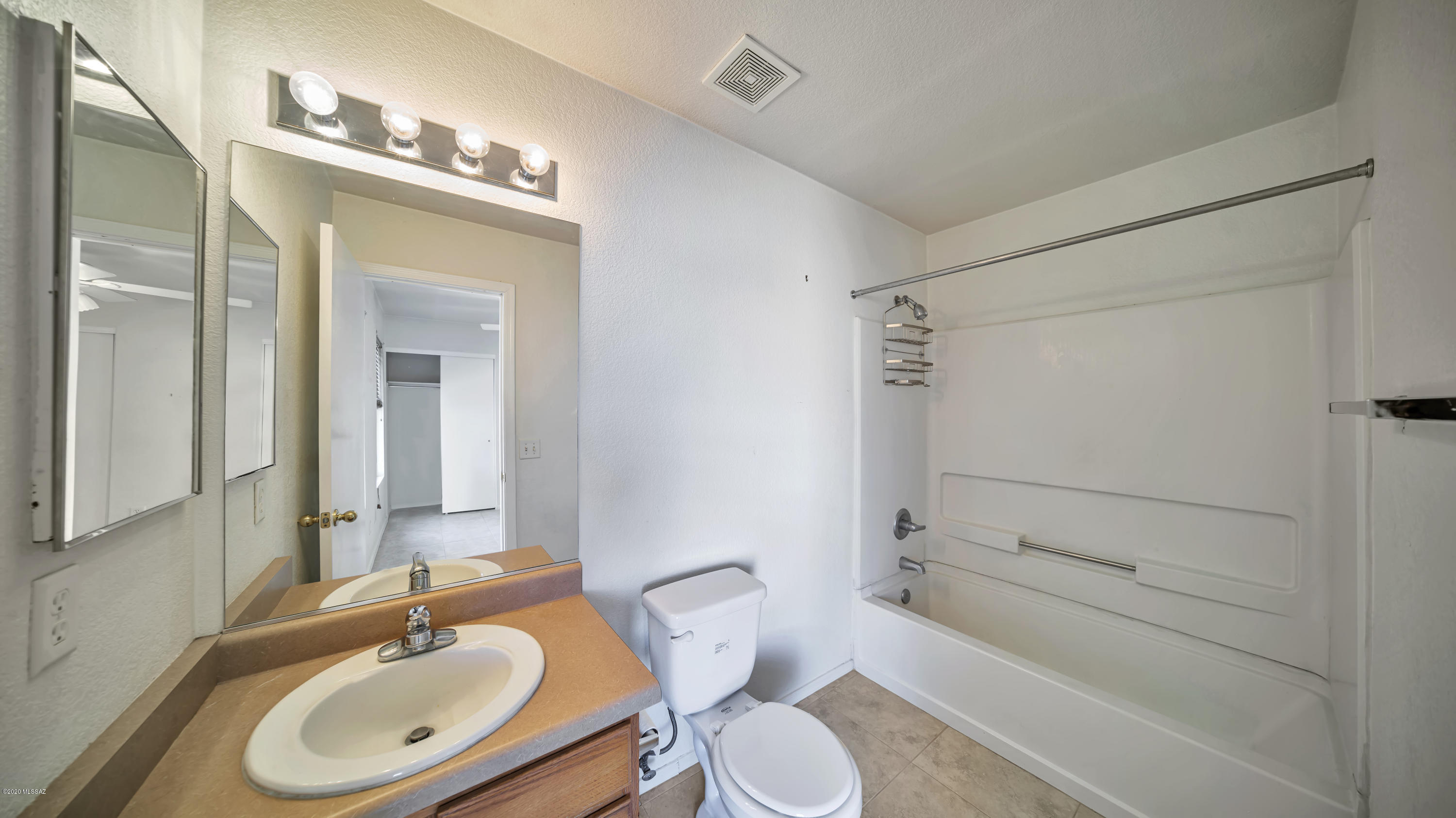 Tierra Vista Phase I (99-285,299-309,372-383) - Residential
