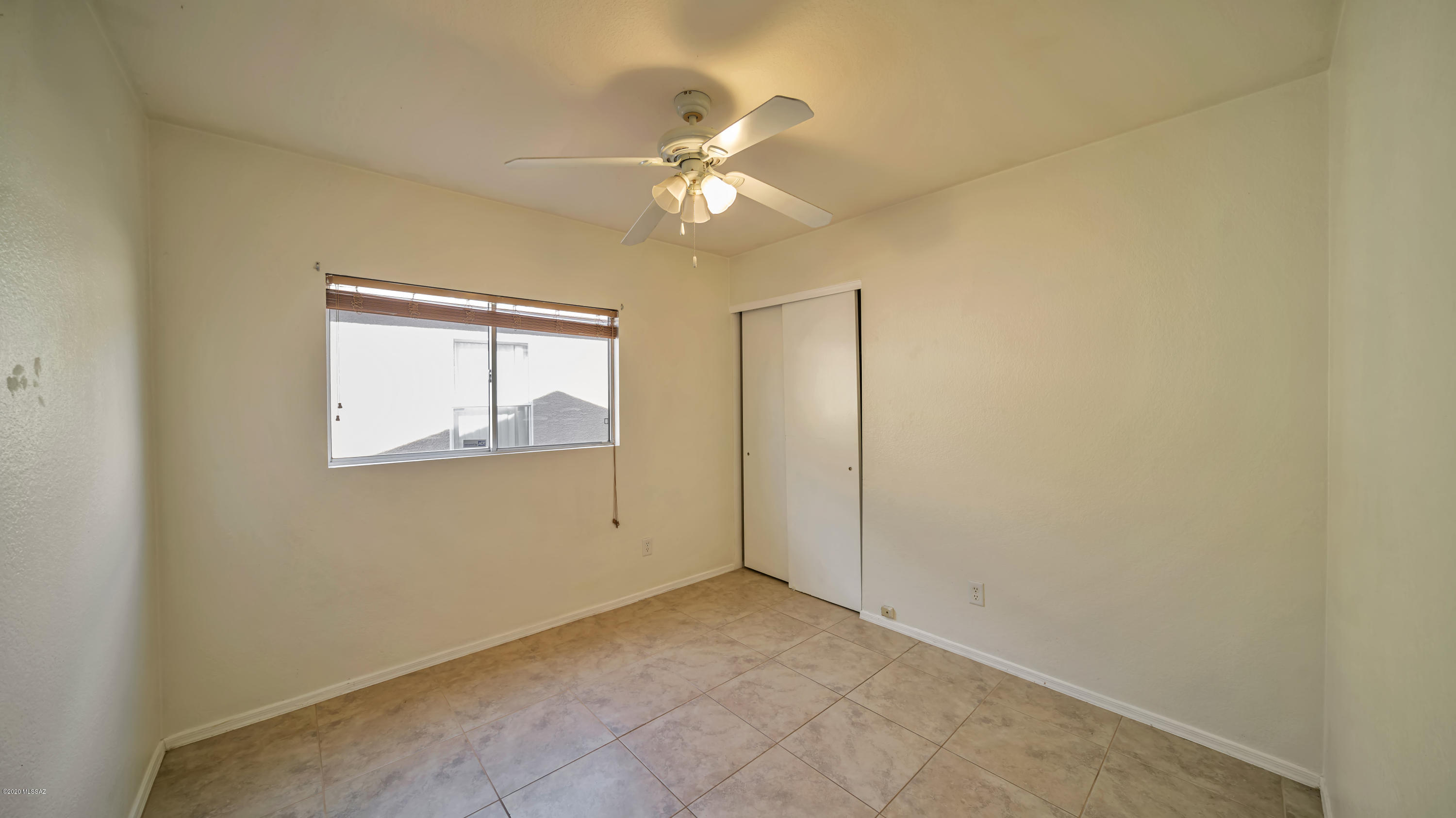 Tierra Vista Phase I (99-285,299-309,372-383) - Residential