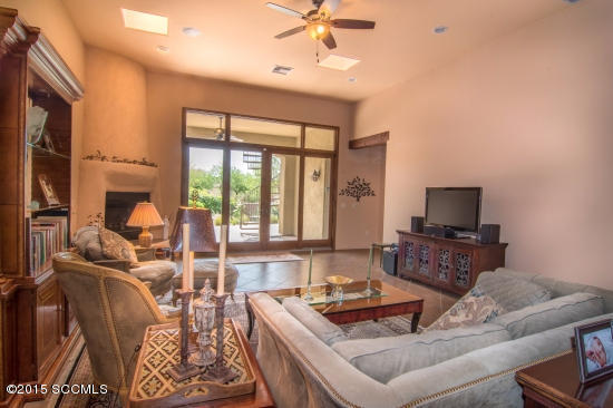 Barrio Sentinel Hill - Residential