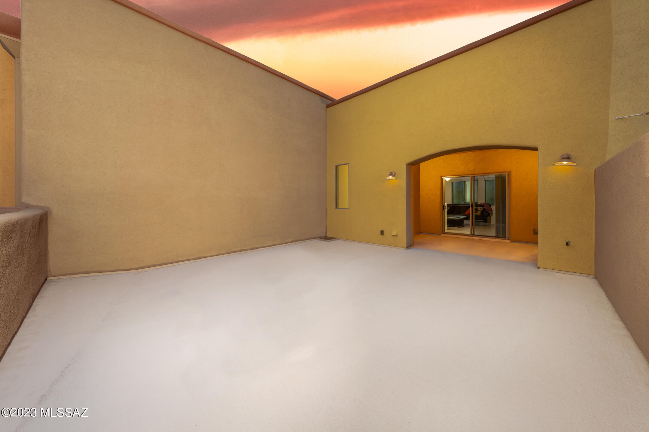River Walk (1-140) - Residential
