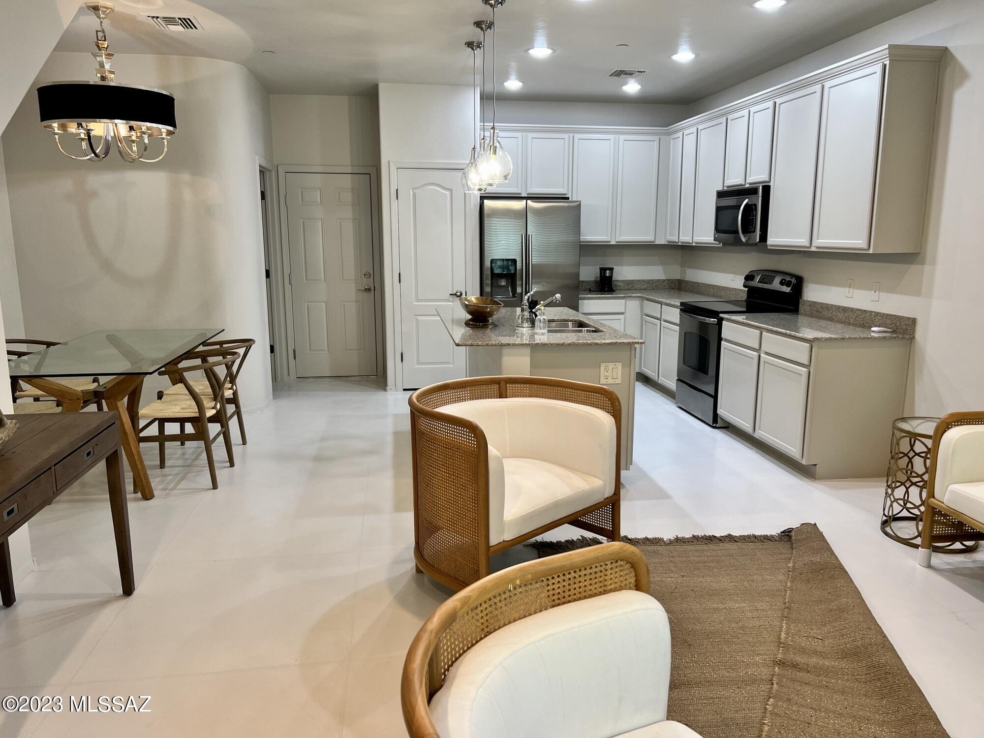 River Walk (1-140) - Residential