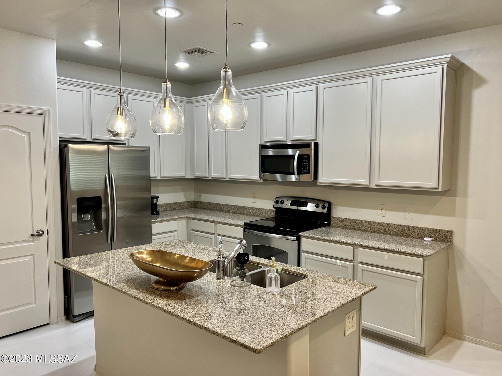 River Walk (1-140) - Residential